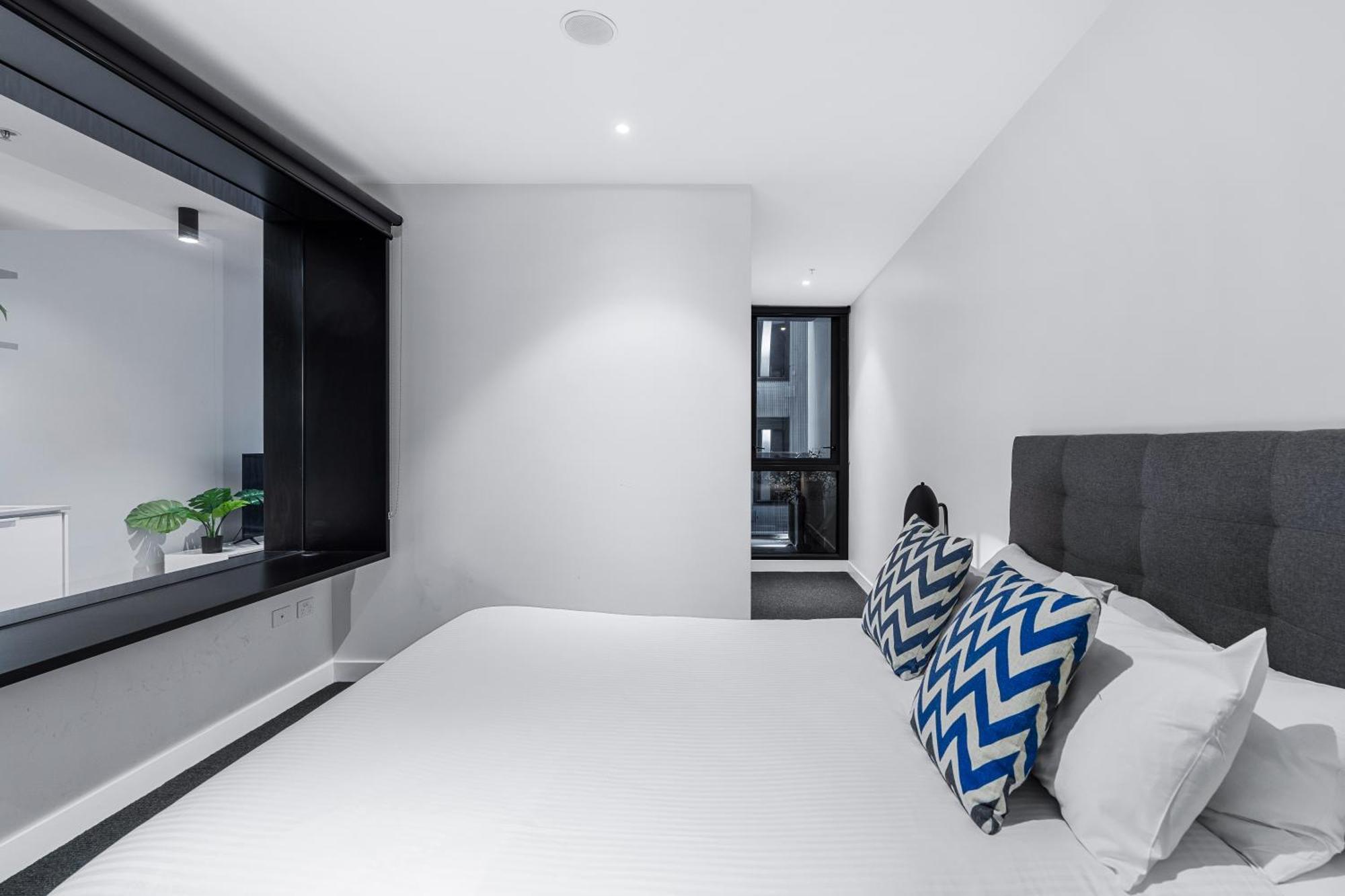 Apartment The Eminence By Cllix *