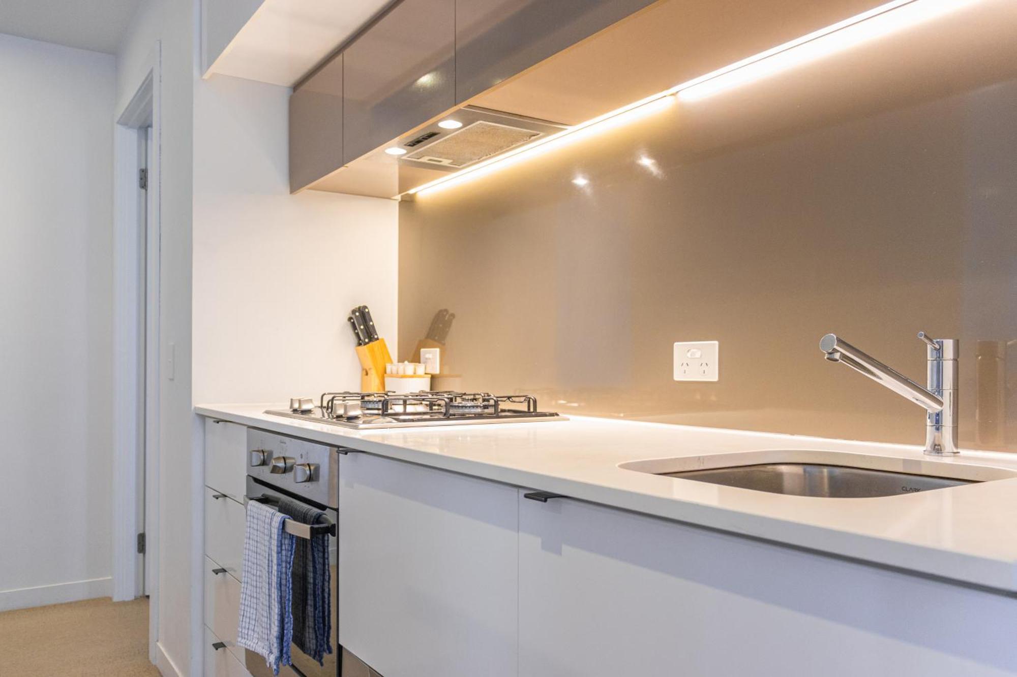 Pleasant Terrace 3br2bacity Viewbig Balcony Apartment *