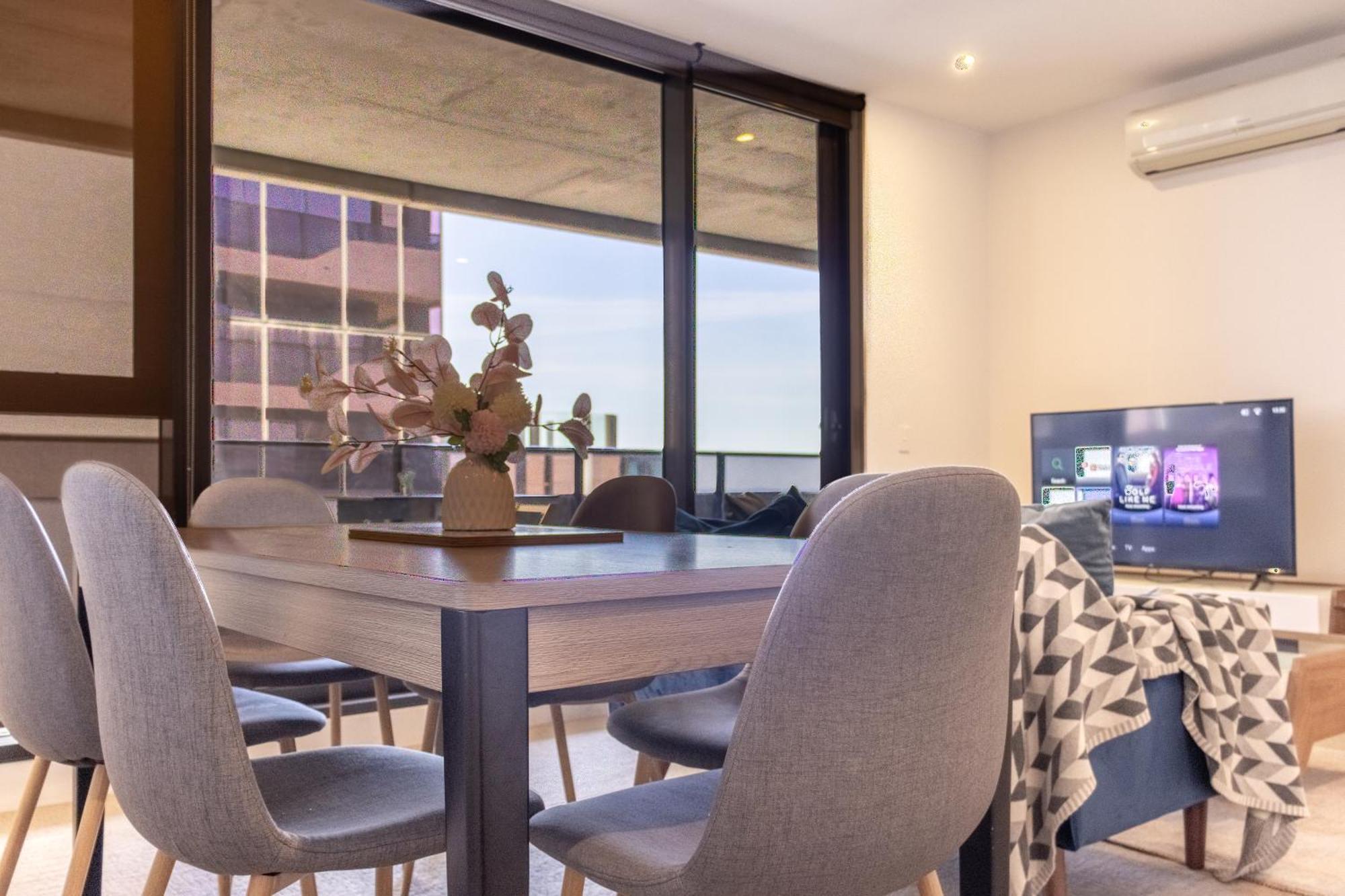 Pleasant Terrace 3br2bacity Viewbig Balcony Apartment Melbourne