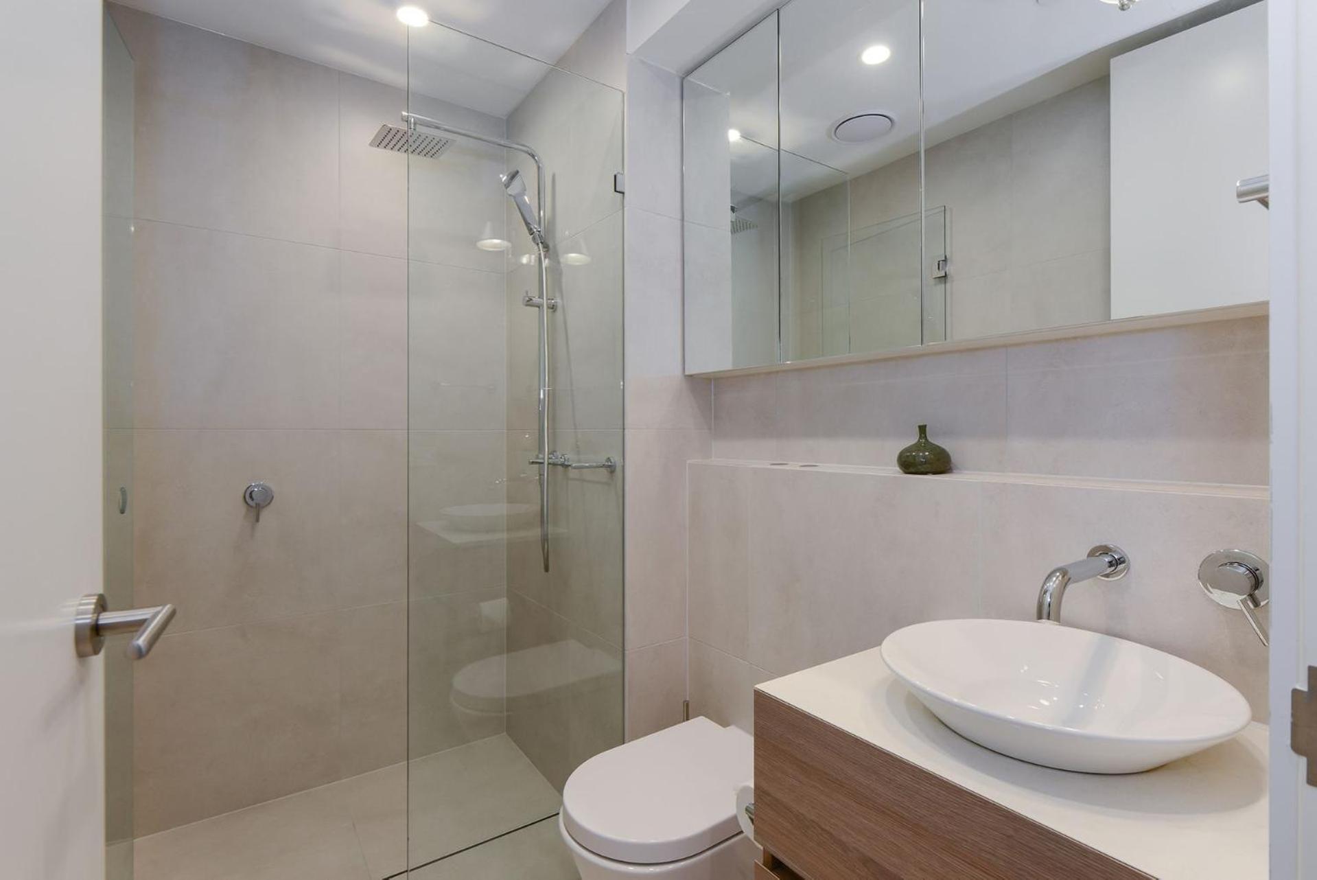 Boutique - The Lincoln Apartment *