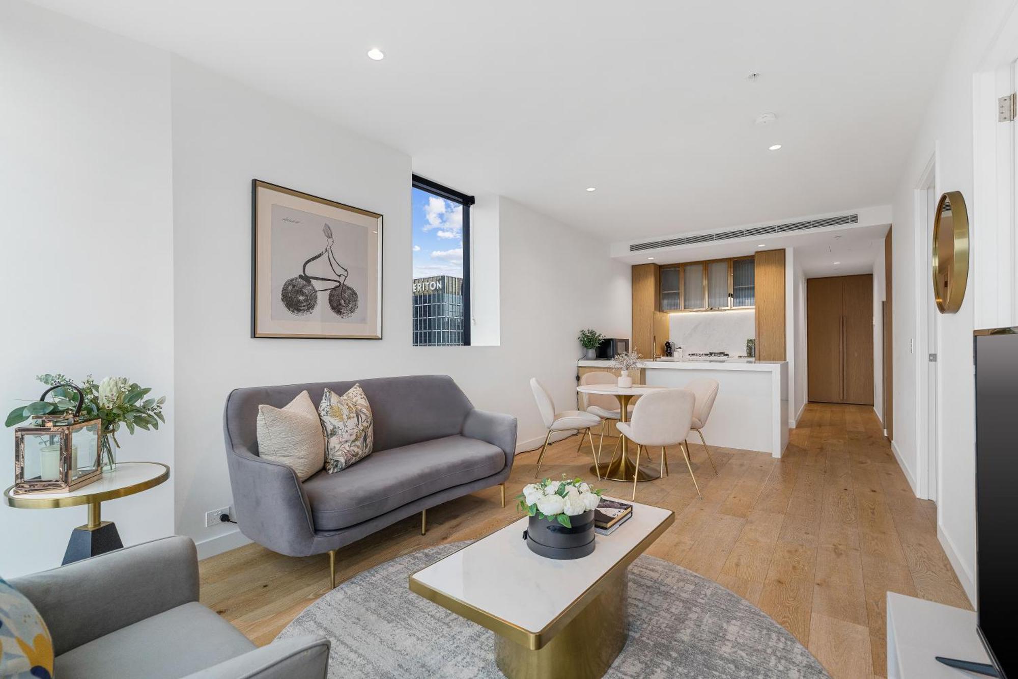 Aparthotel Collins House By Cllix 4*
