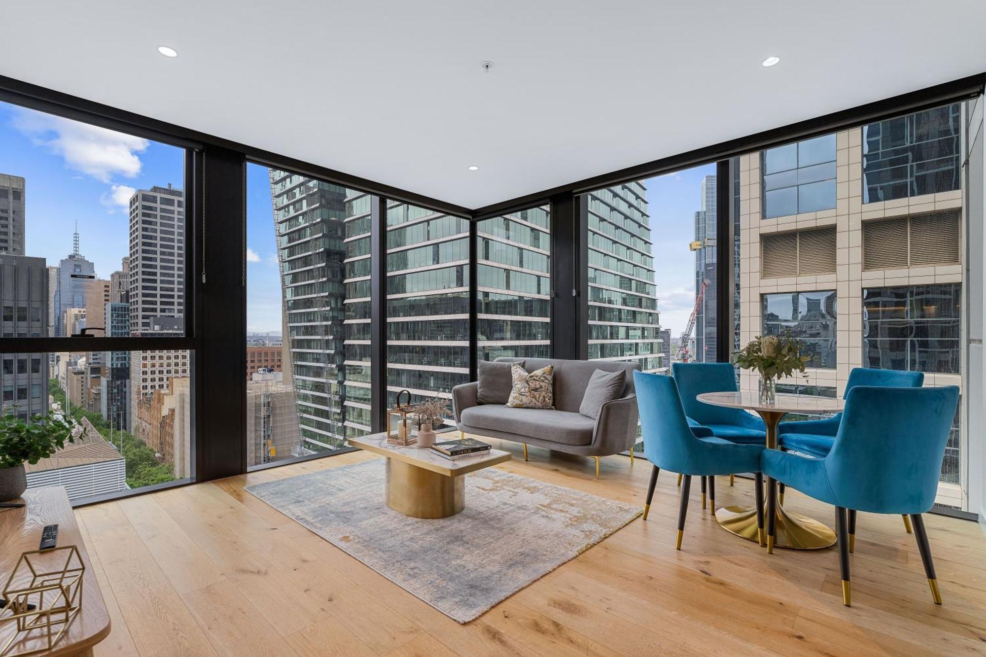 Collins House By Cllix Aparthotel 4*