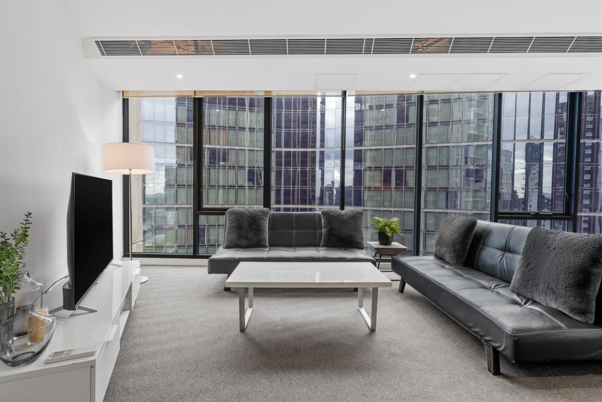 Southbank Two Bedroom - 2202 Apartment