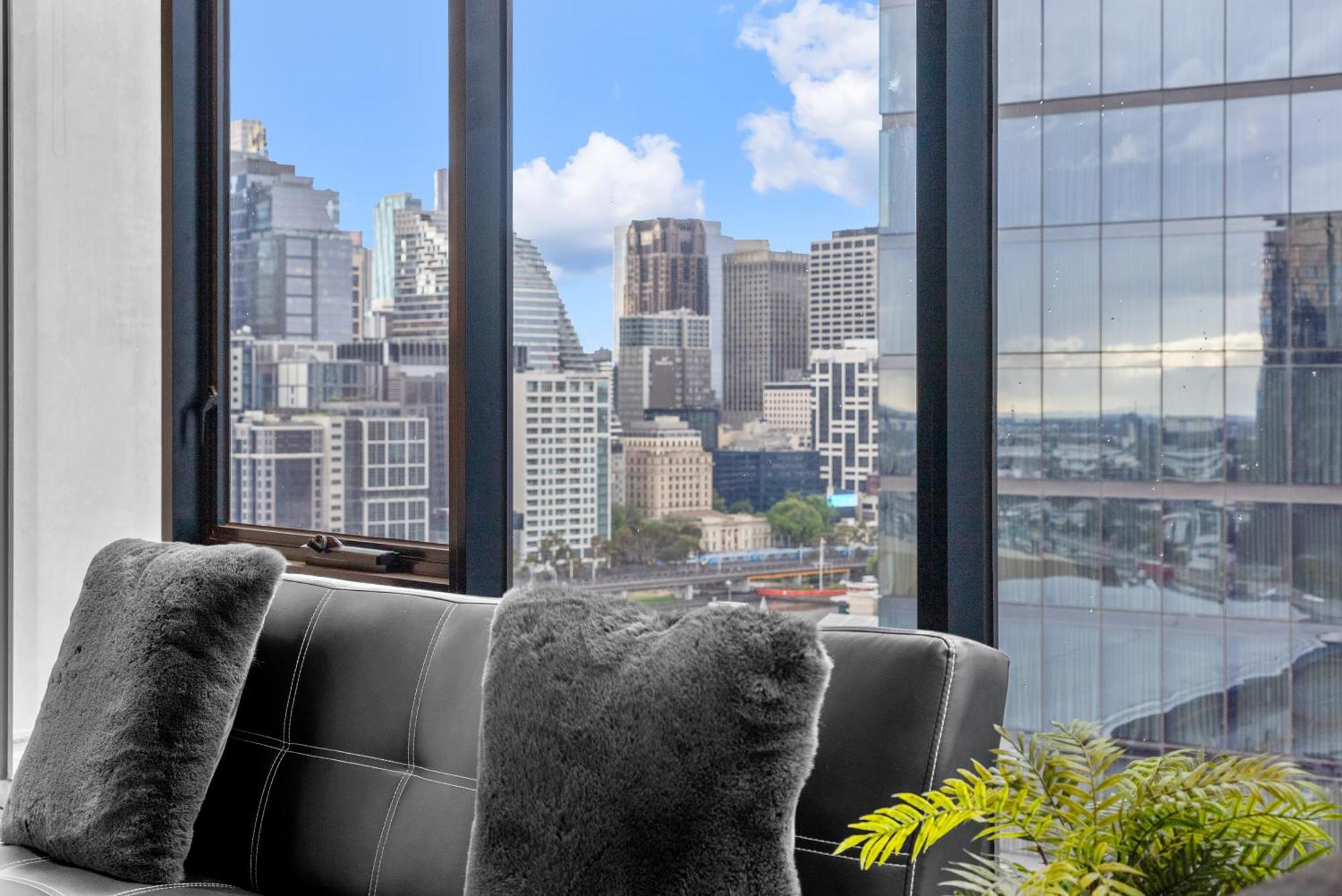 Apartment Southbank Two Bedroom - 2202 *