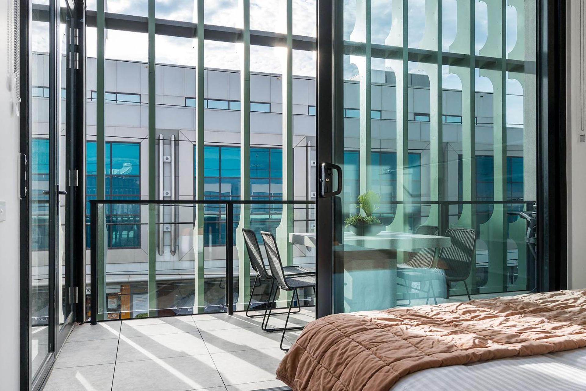 Boutique - Axel 201 The Clarke Apartment *
