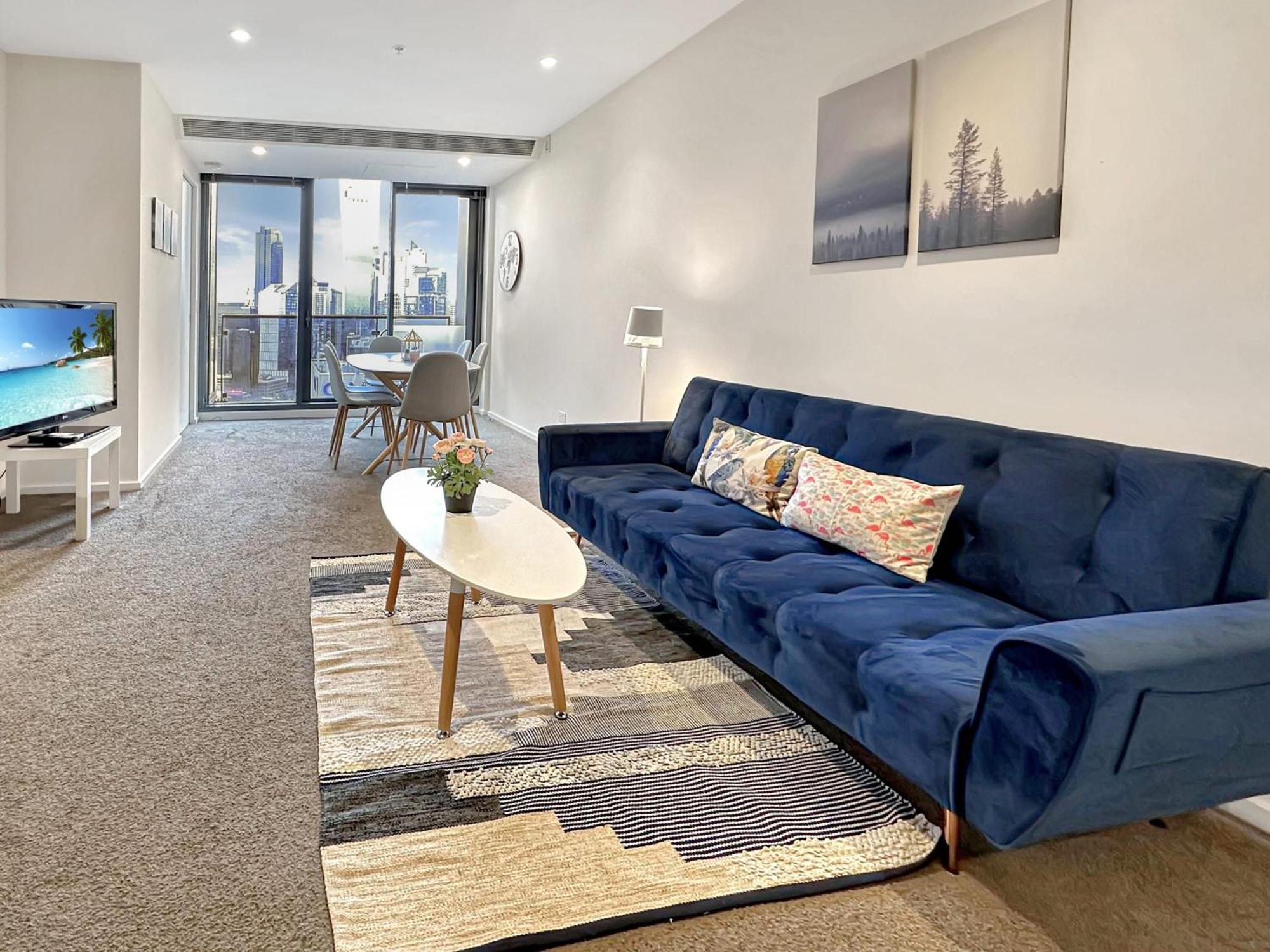 Apartment Stunning 2-bedroom Oasis In The Heart Of Southbank *
