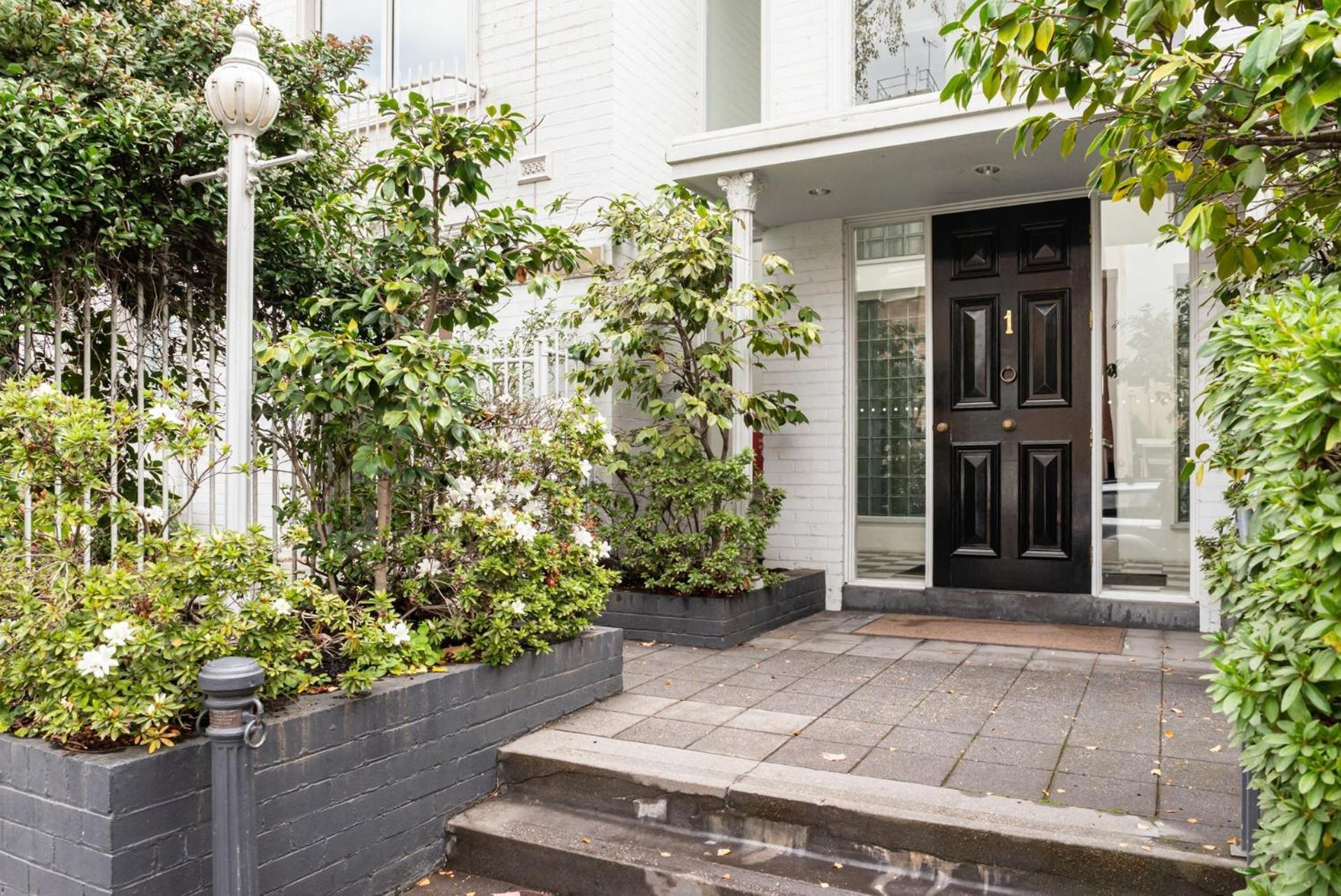 Apartment South Yarra Oasis Iconic Location *