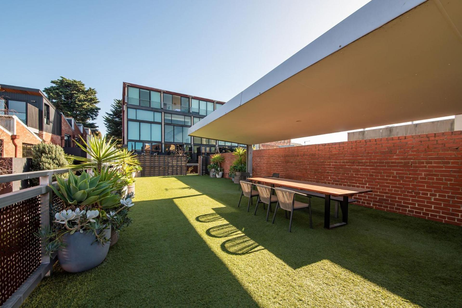 Loft Living Close To The Mcg *