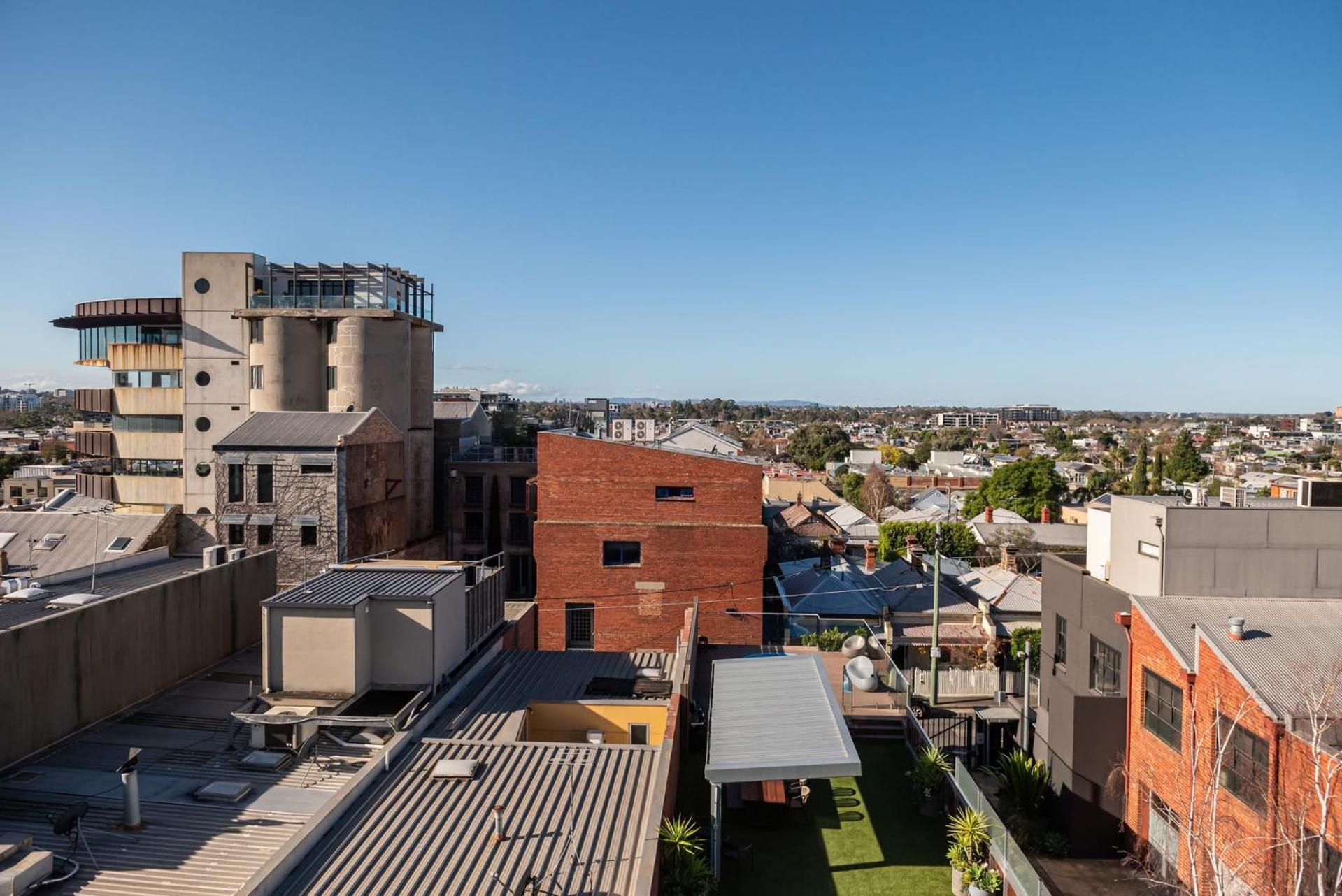 Loft Living Close To The Mcg Melbourne