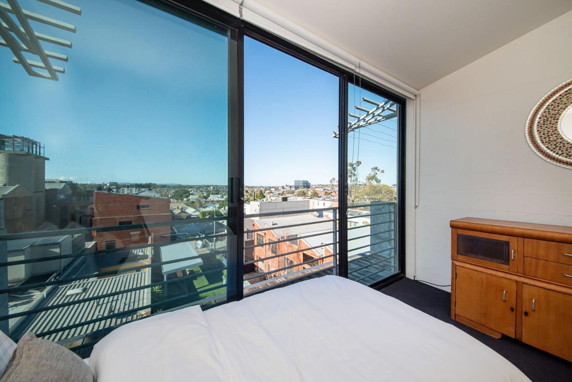Loft Living Close To The Mcg * Melbourne