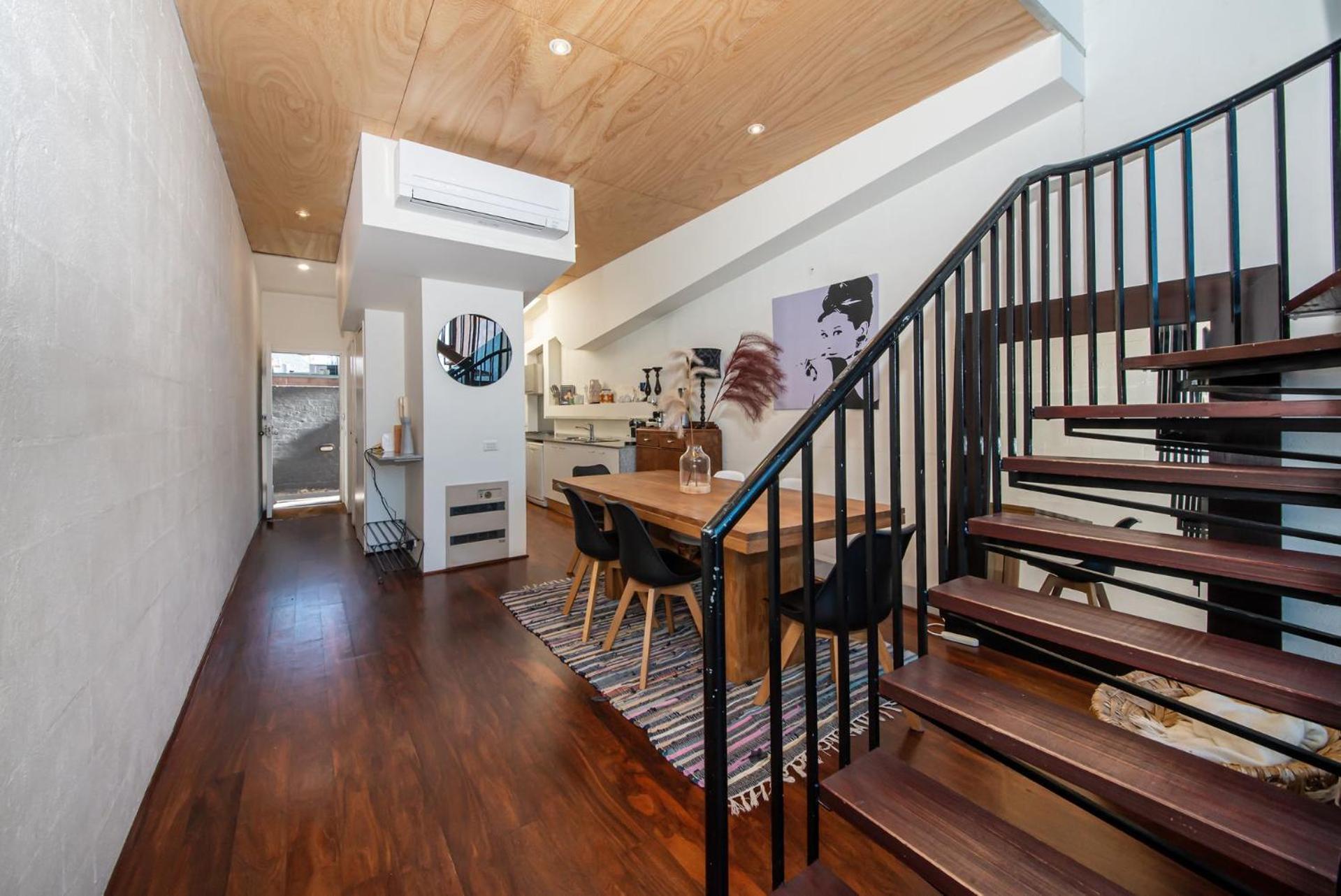 Loft Living Close To The Mcg Melbourne