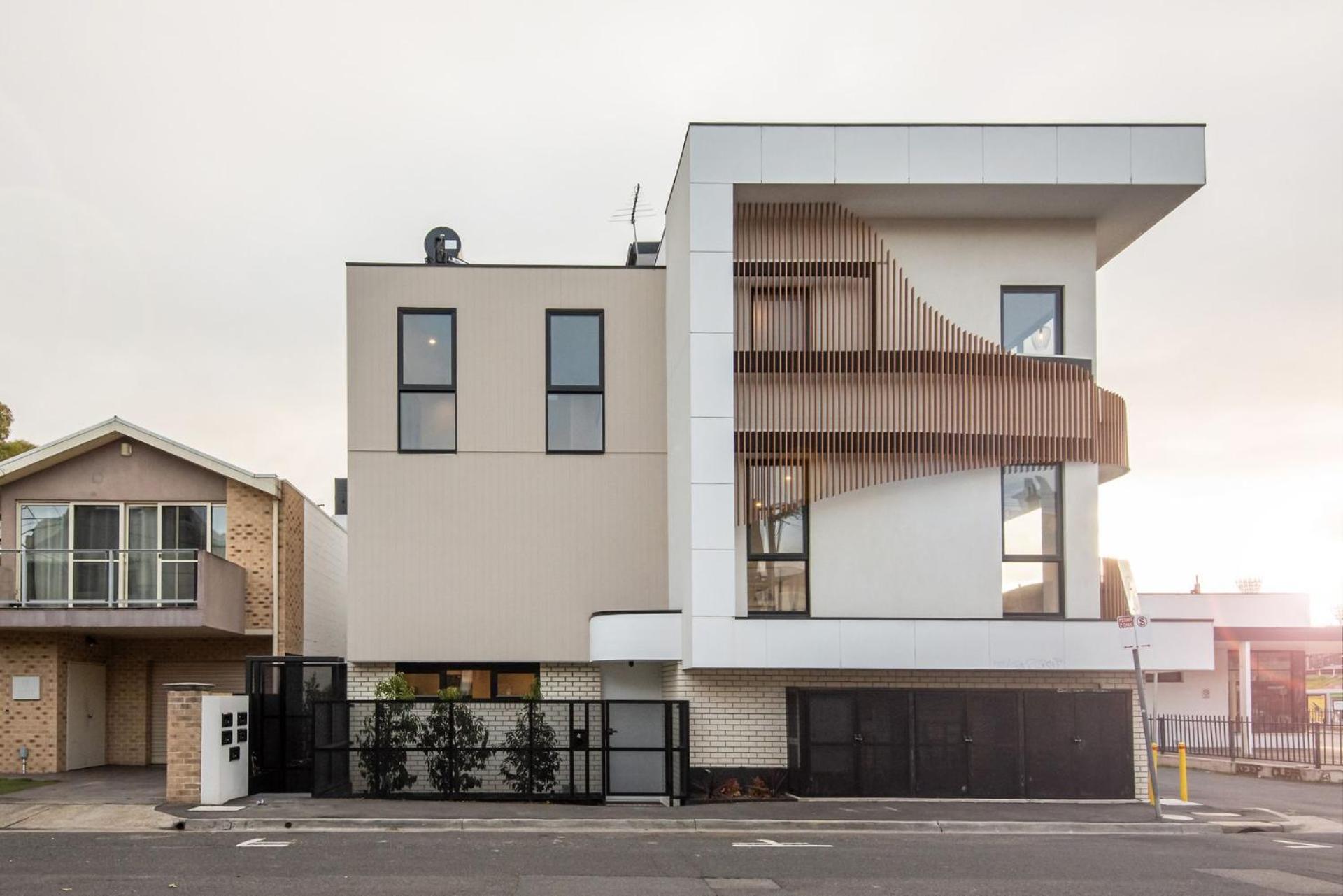 Holiday home Sport Precinct Luxury Style Over Four Levels *
