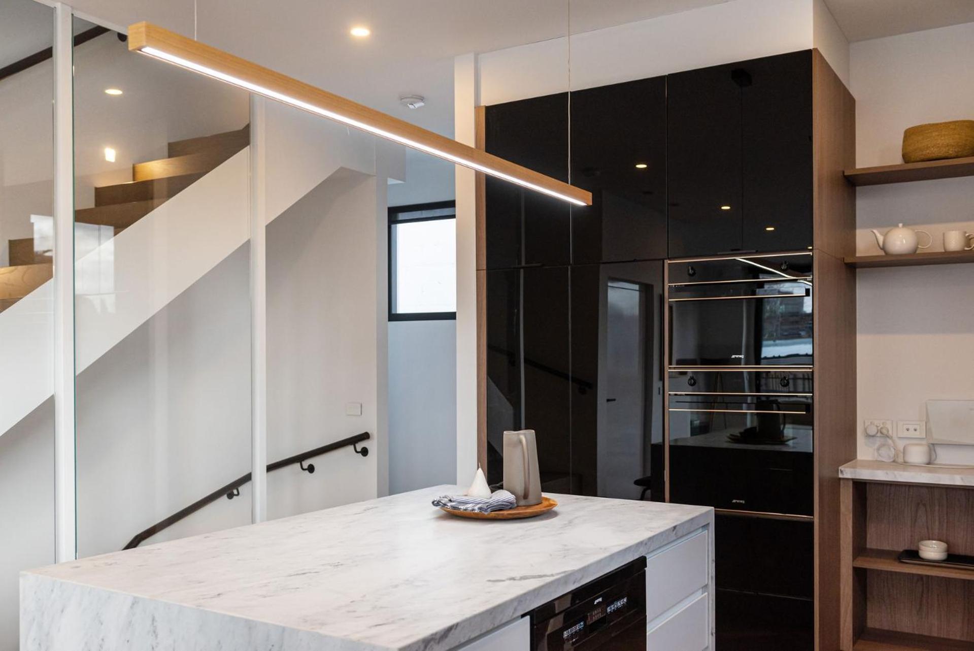 Sport Precinct Luxury Style Over Four Levels * Melbourne