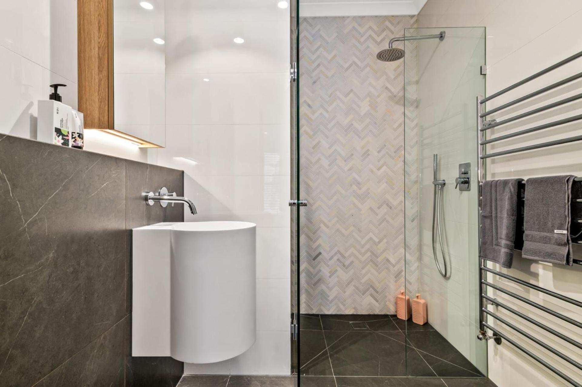 Luxe Parkside Hampton