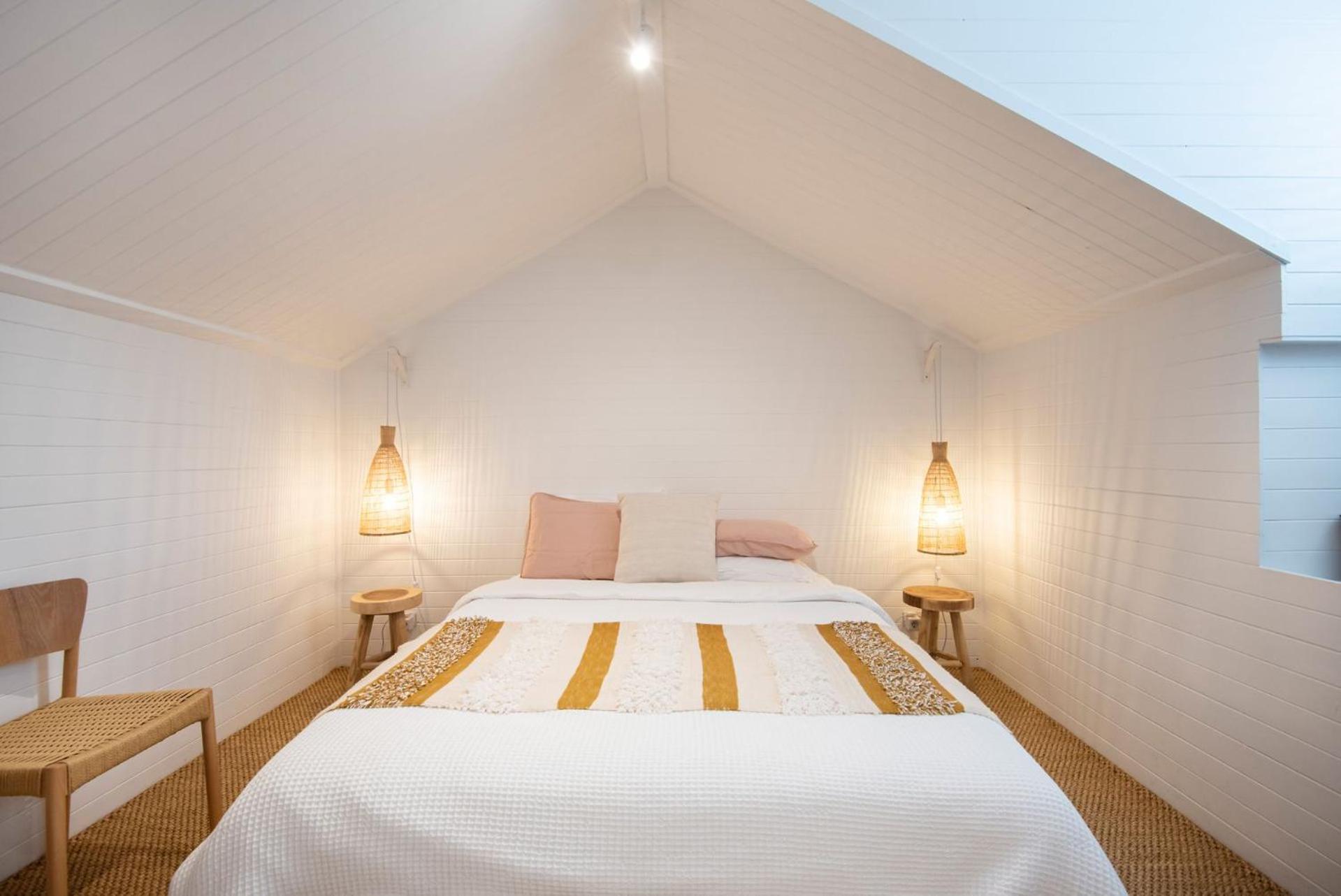 Holiday home Modern Haven In Vibey Fitzroy Walk To Shops