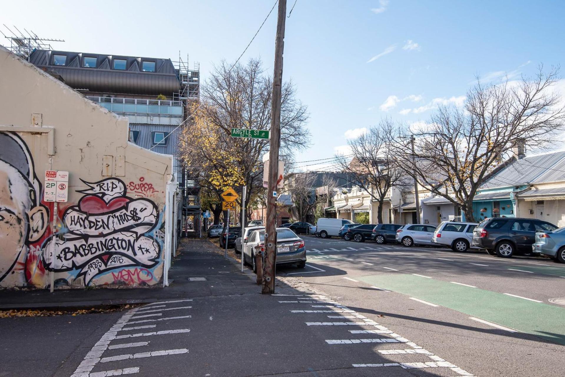 Holiday home Modern Haven In Vibey Fitzroy Walk To Shops Melbourne