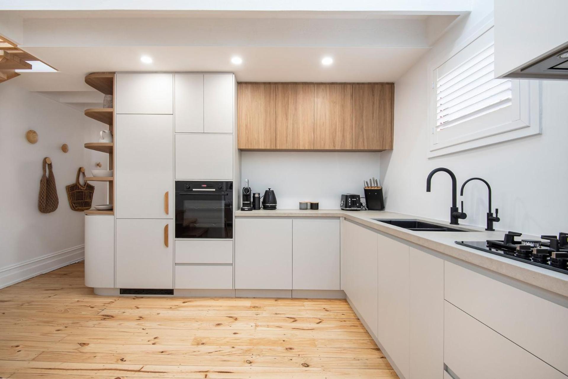 Modern Haven In Vibey Fitzroy Walk To Shops Holiday home *