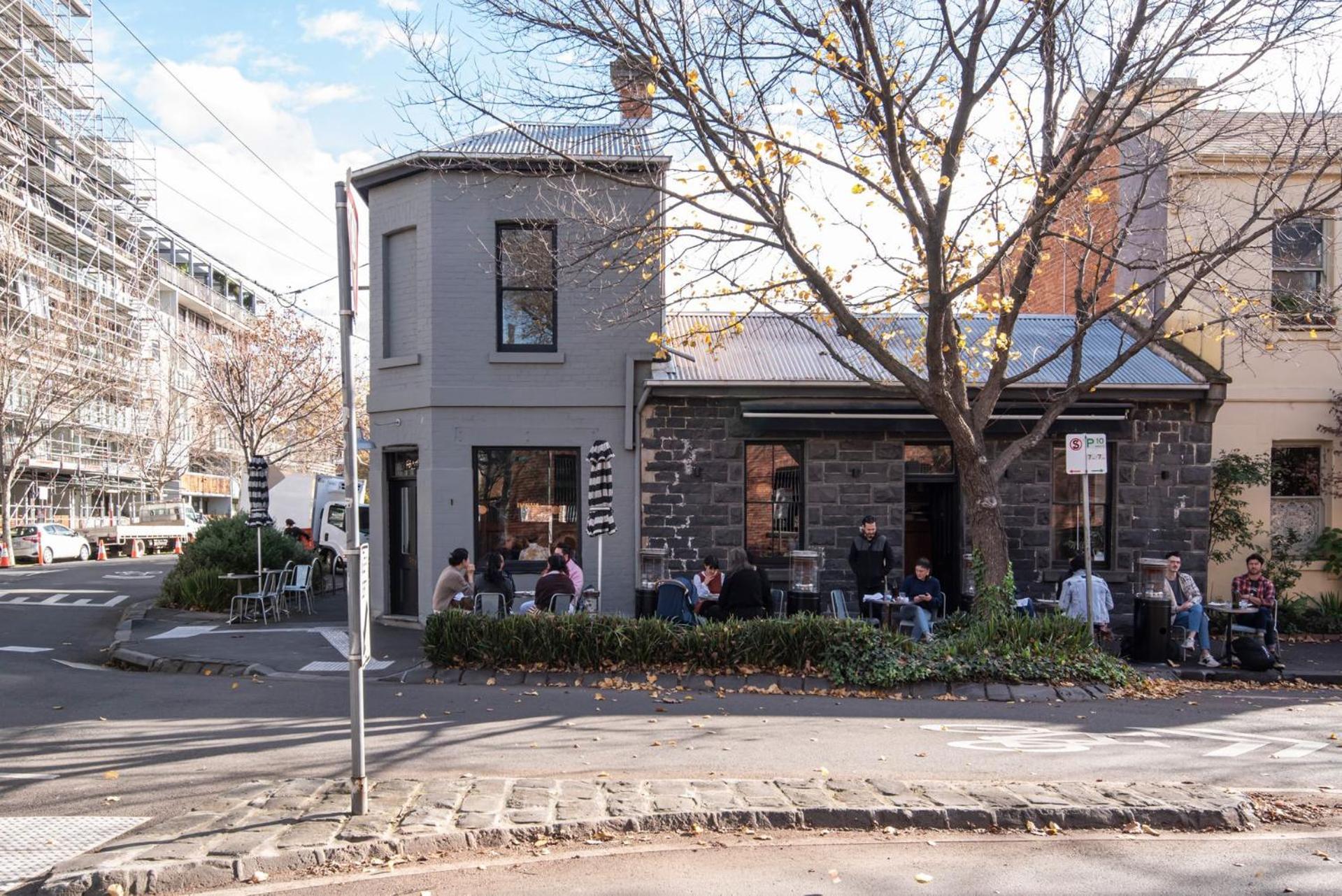 Holiday home Modern Haven In Vibey Fitzroy Walk To Shops *