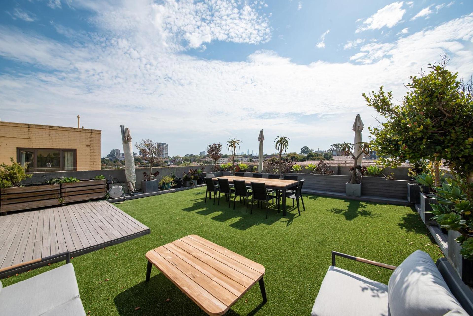Penthouse With Views On Chapel *