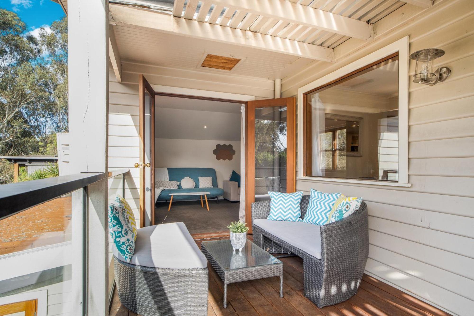 The Panoramic Tree View In Holiday home Melbourne