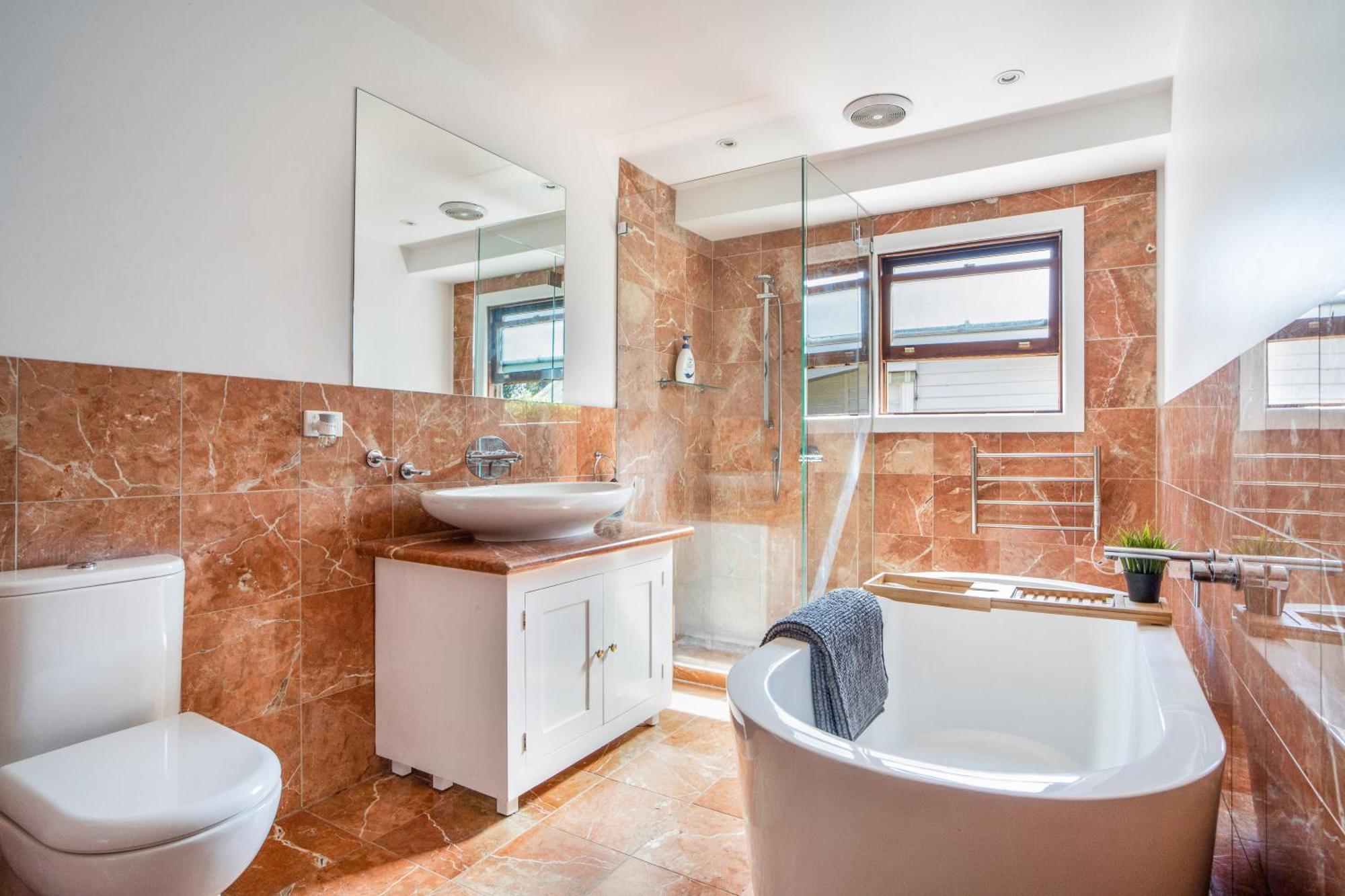 The Panoramic Tree View In Holiday home Melbourne