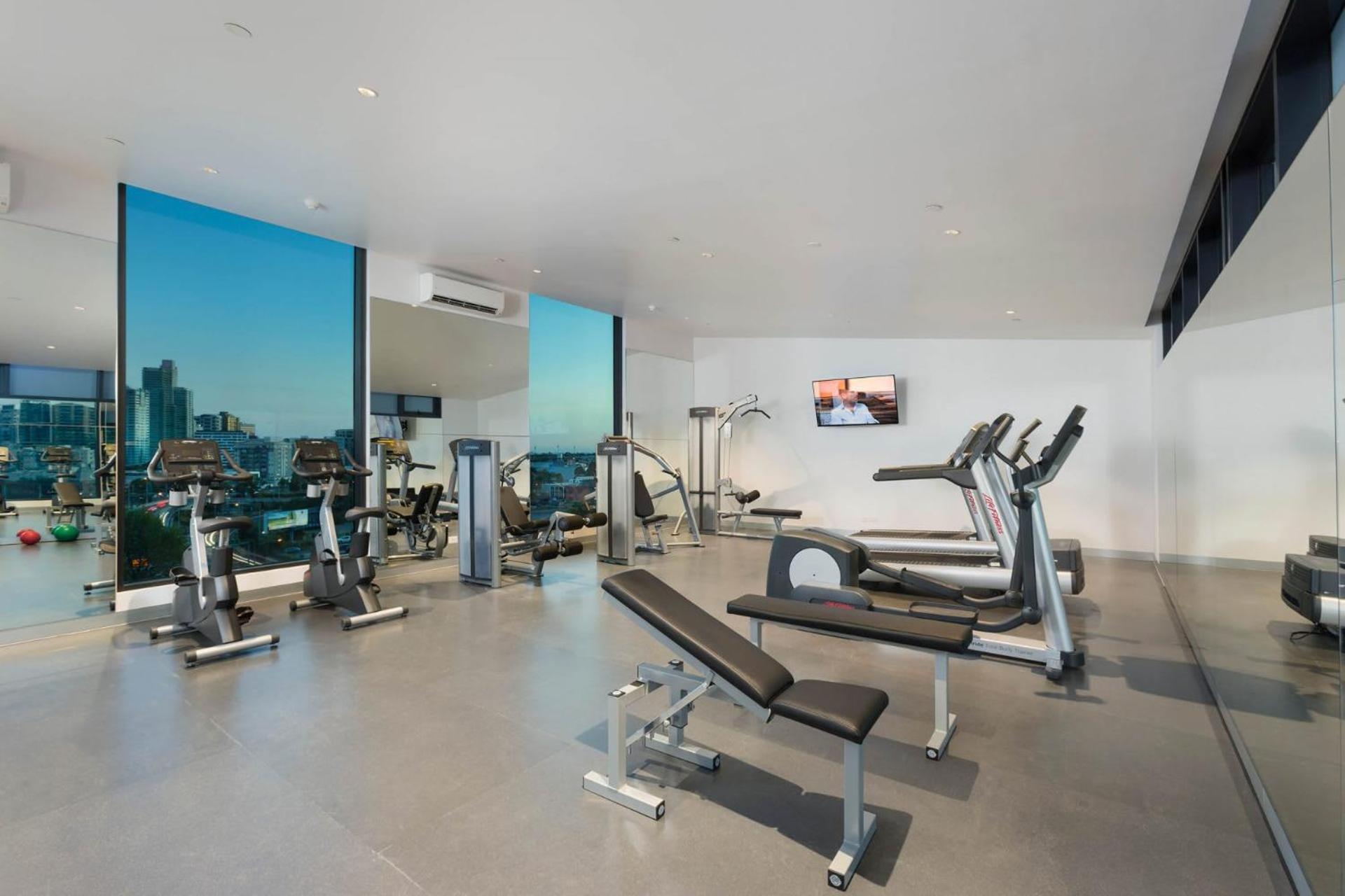 Apartment Stunning 2-bedroom Oasis In The Heart Of Southbank *