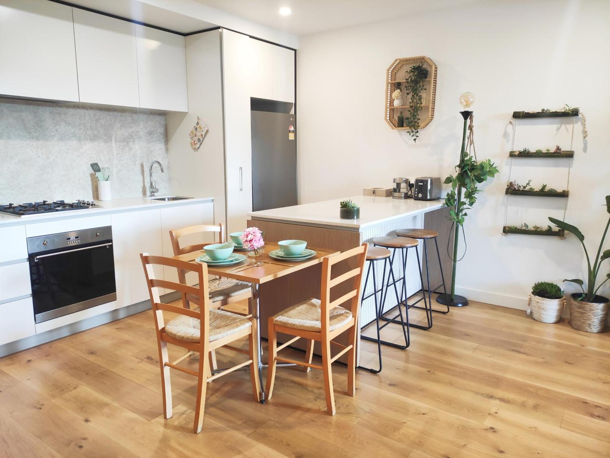 Dreamy Nature Apt In Free Tram Zone With Garden Views & Free Parking Apartment
