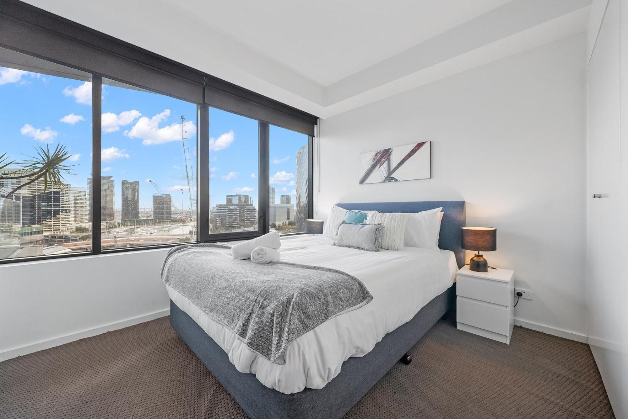 Style Living Yarra Wharf Apartment *
