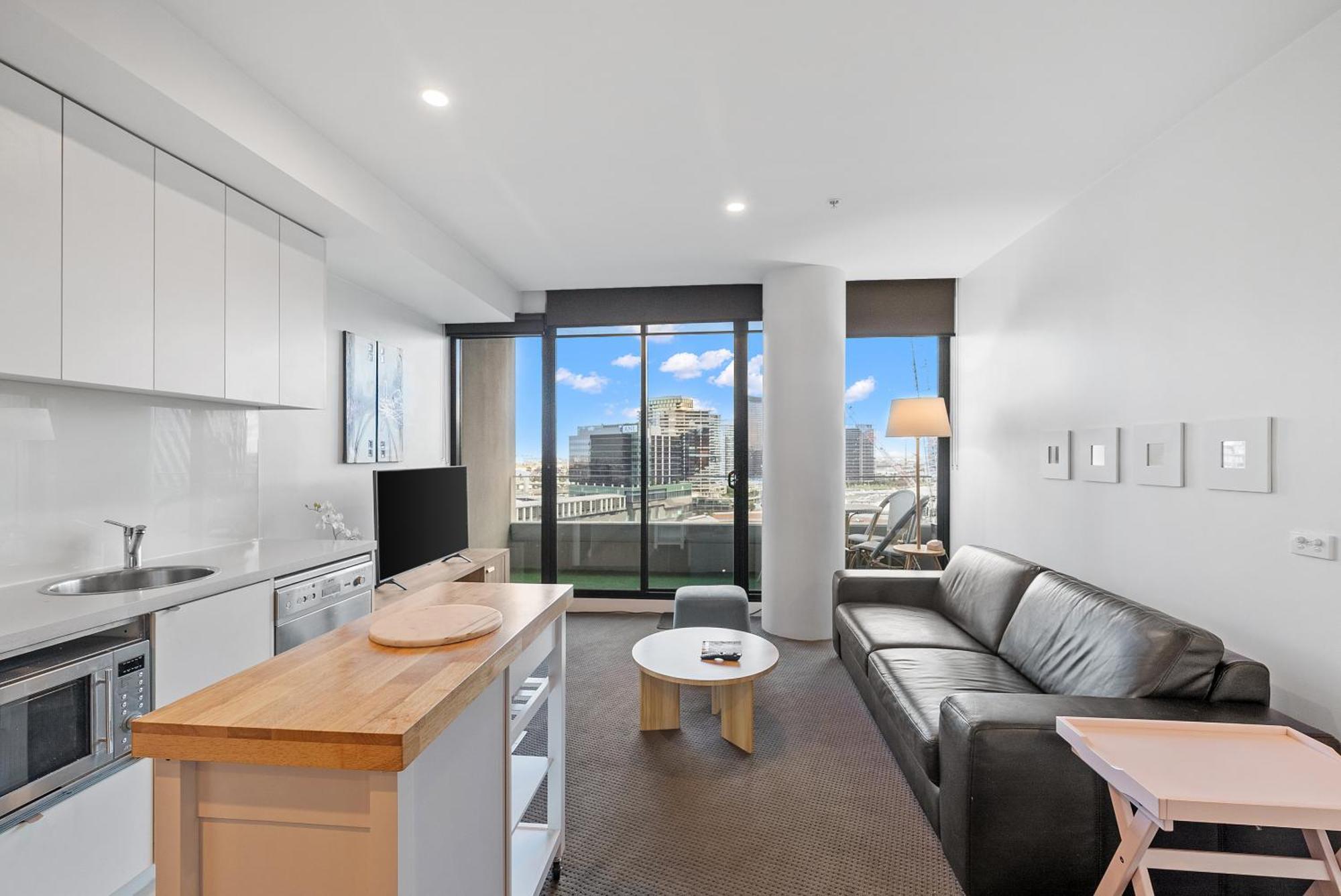 Style Living Yarra Wharf Apartment *