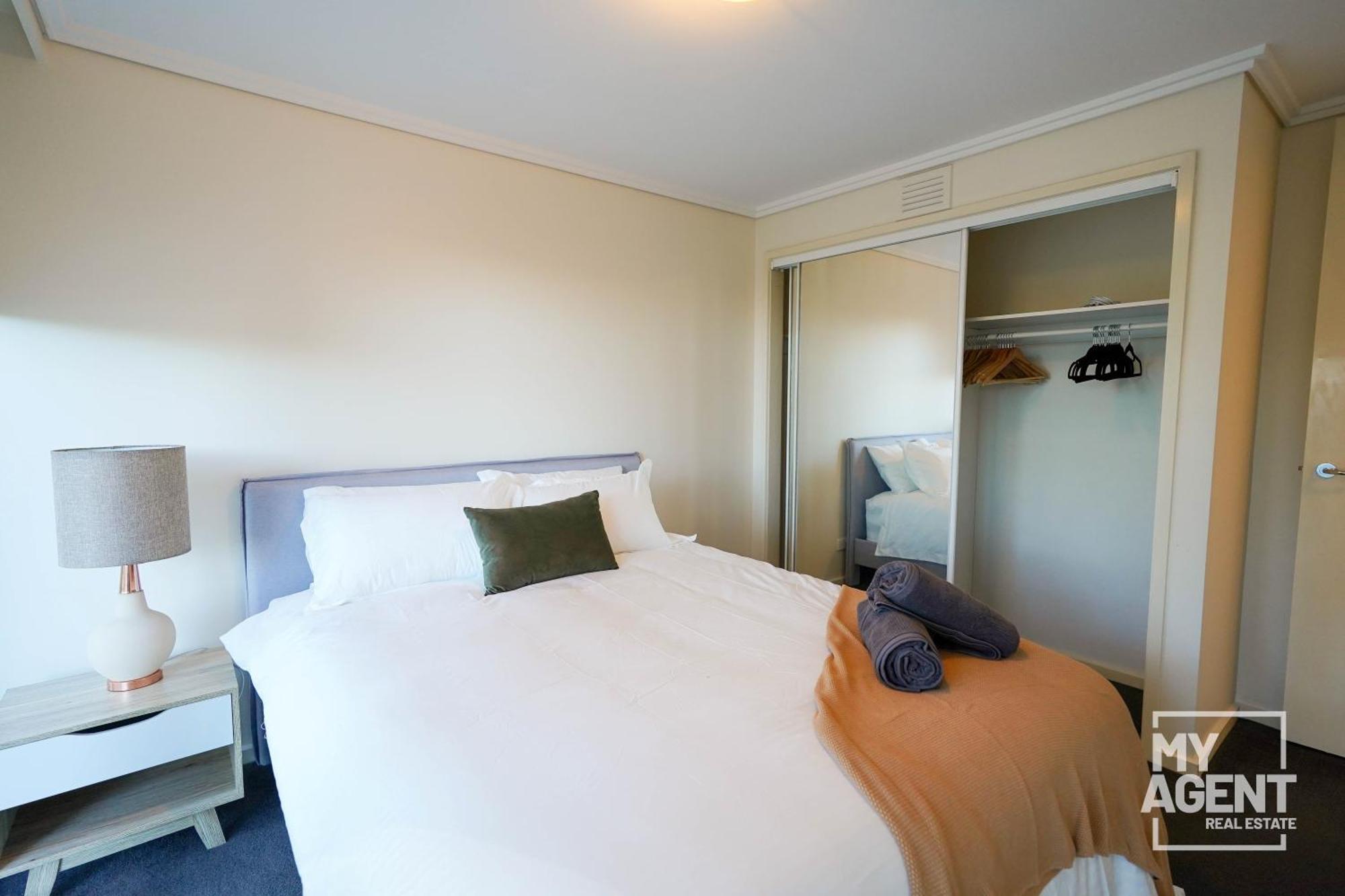 Apartment Spacious In Southbank - Sleeps 6 Melbourne