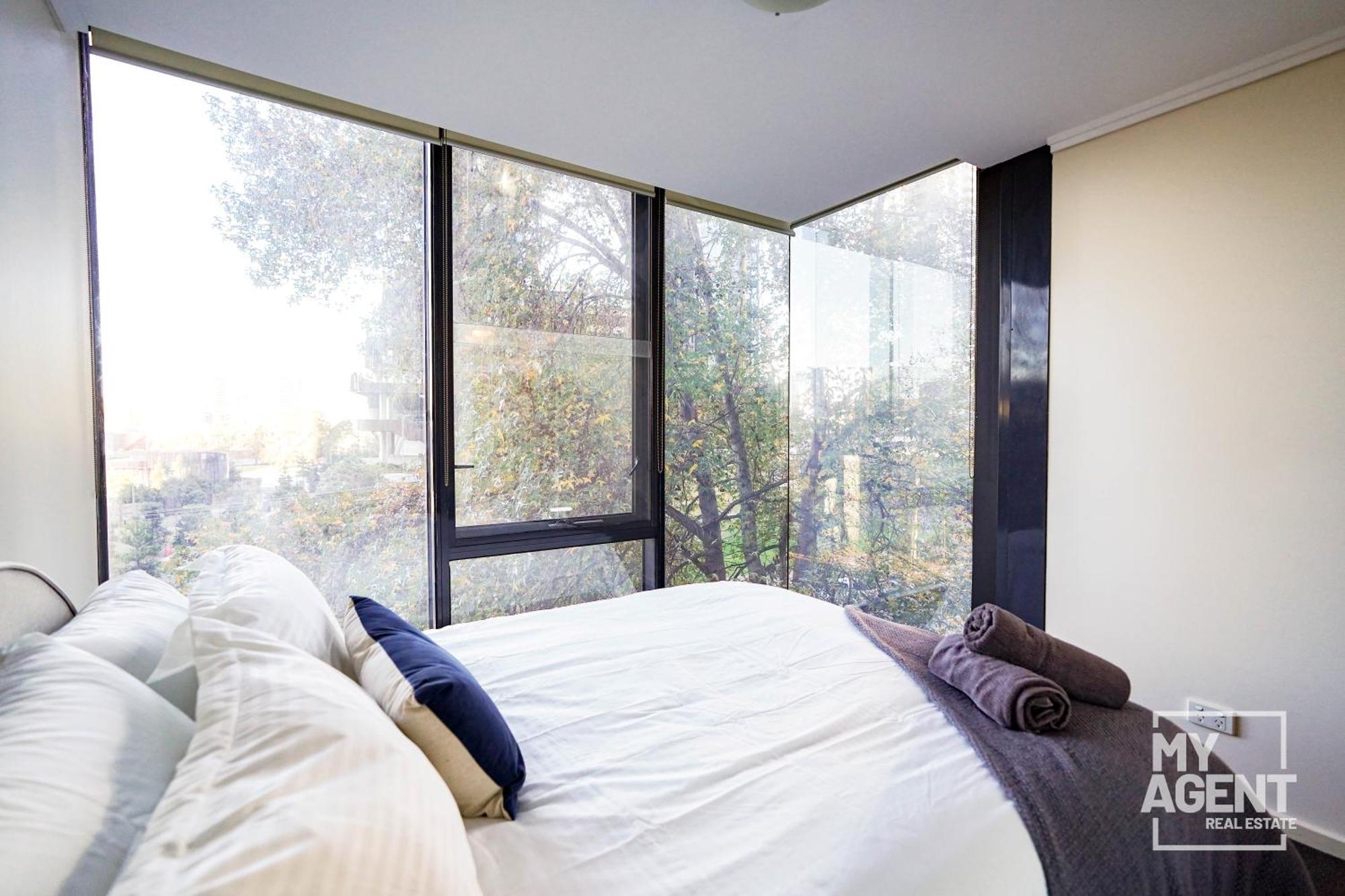 Spacious In Southbank - Sleeps 6
