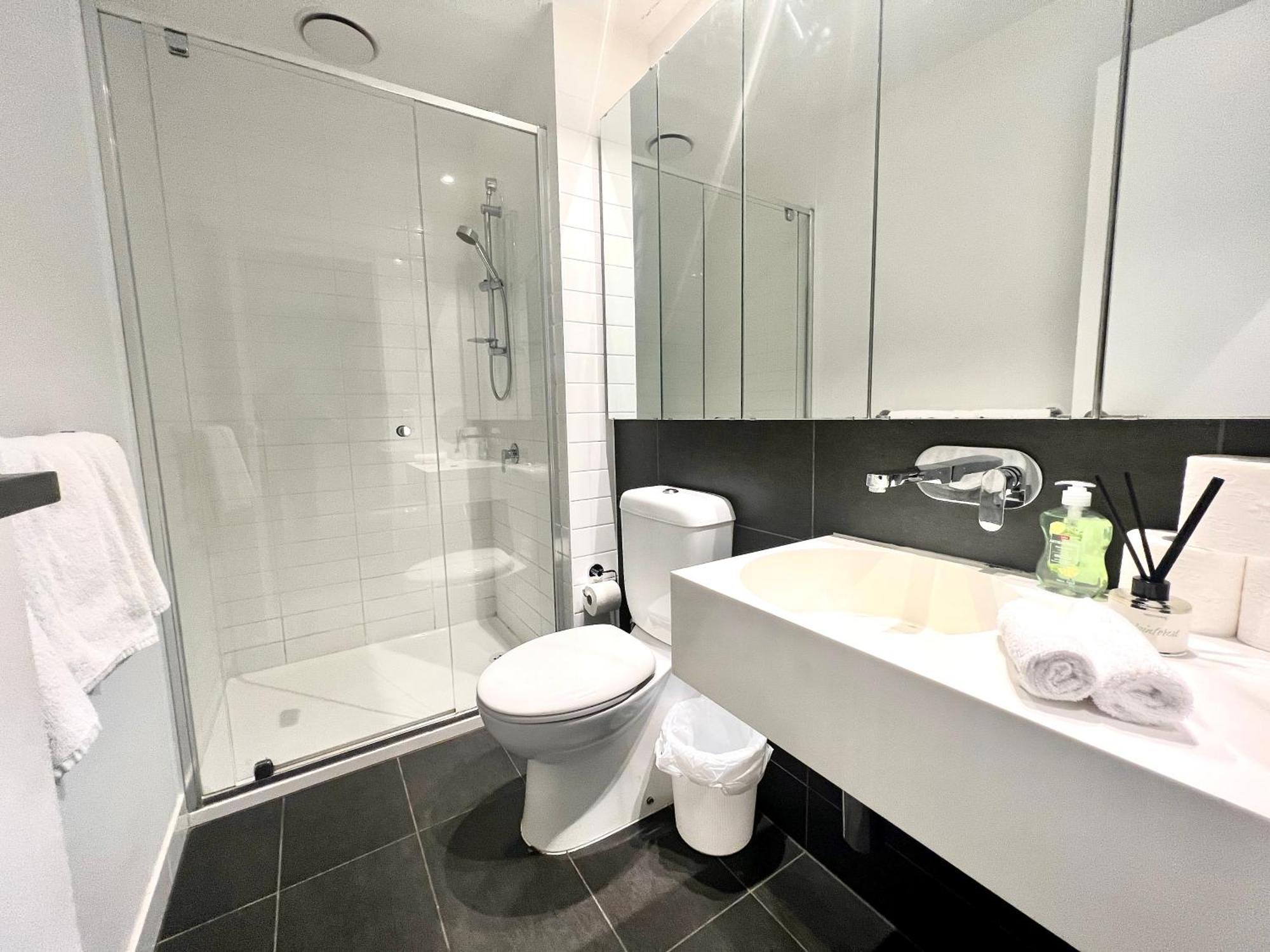 Apartment Readyset At Manhattan Melbourne