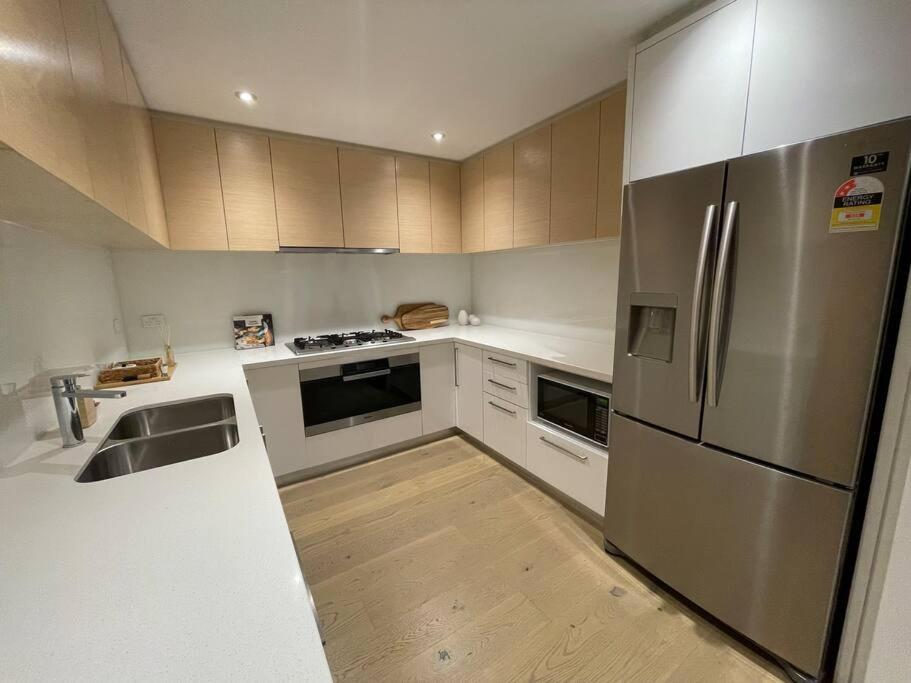 Grandsuite 3br Near Crown Luxviews Apartment *