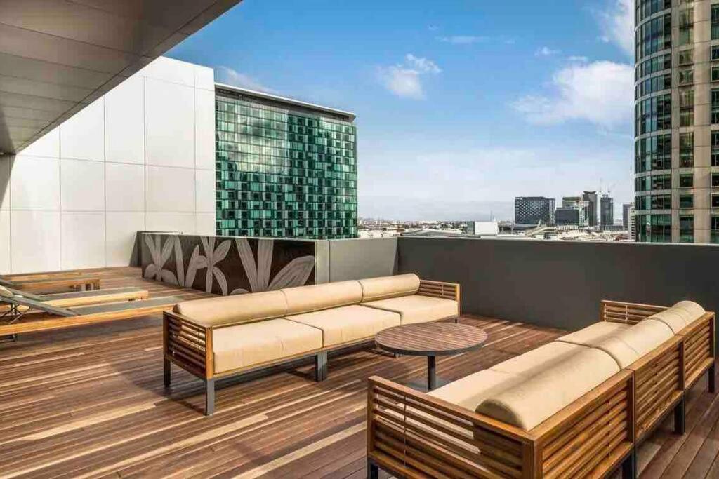 Grandsuite 3br Near Crown Luxviews
