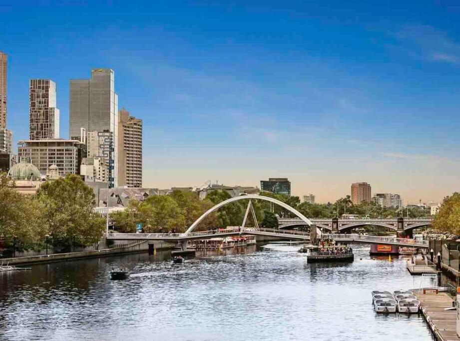 Apartment Grandsuite 3br Near Crown Luxviews *