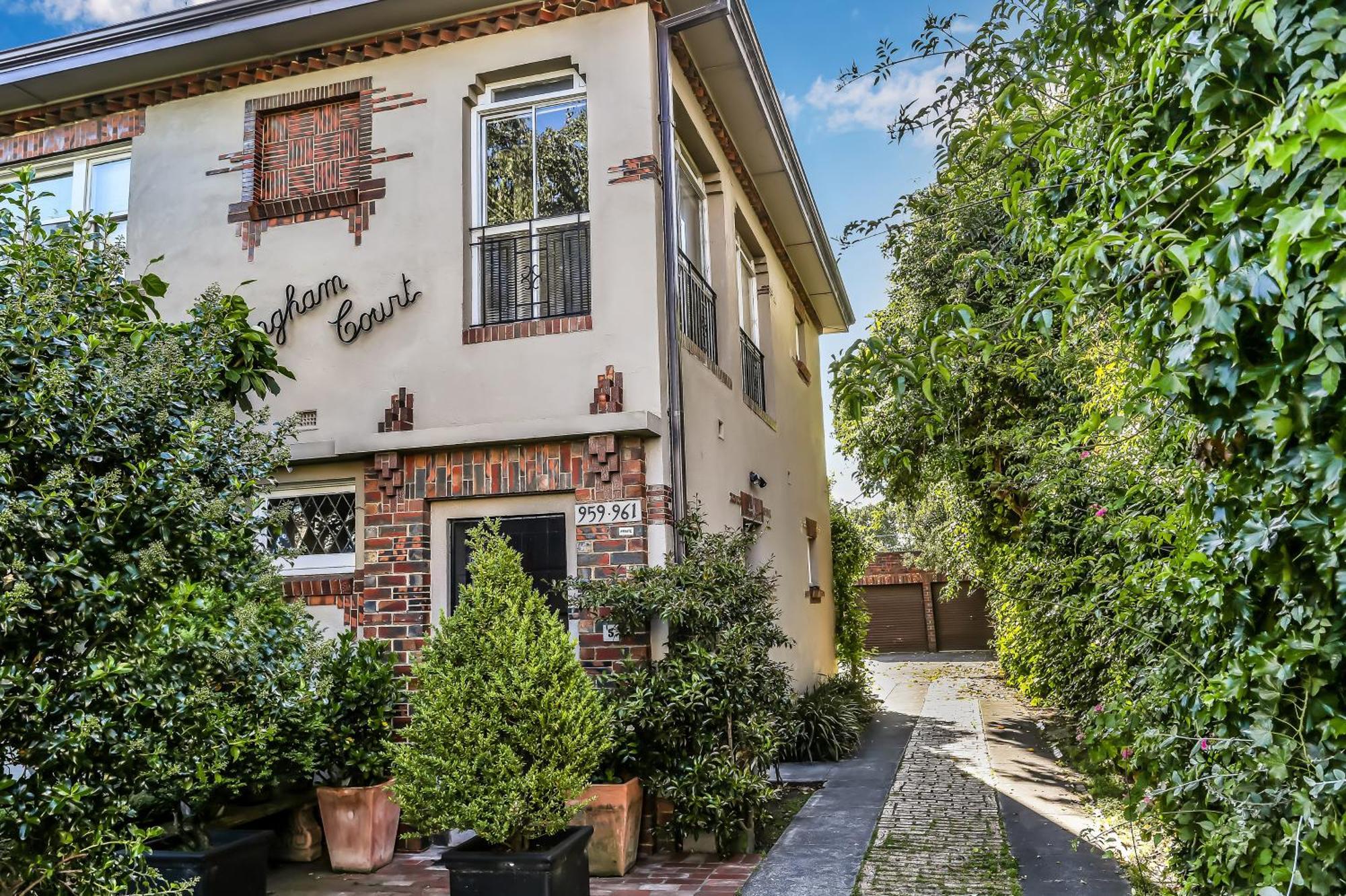 Apartment Large 3 Bed Art Deco In Camberwell