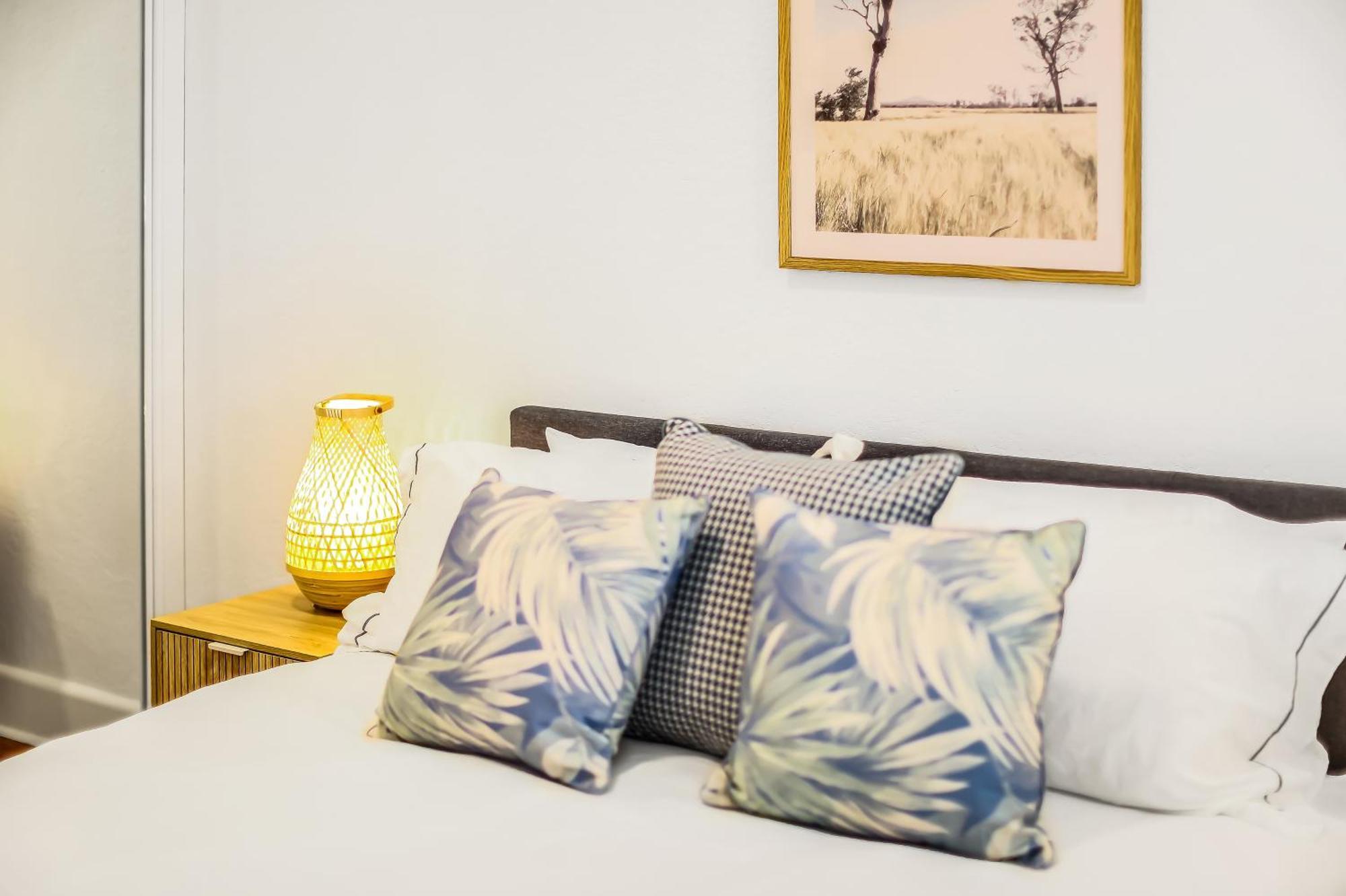 Apartment Large 3 Bed Art Deco In Camberwell