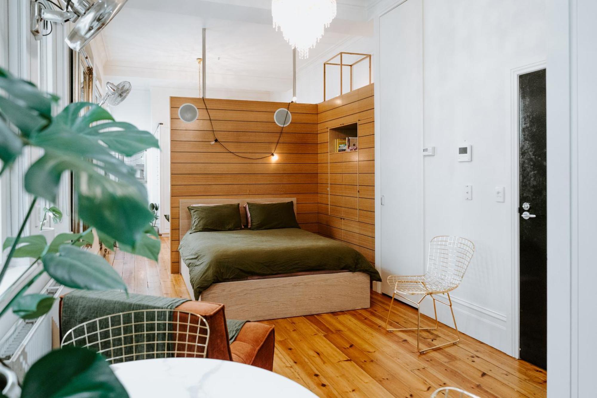 Luxe Escape On Flinders Lane With Jungle Bath! * Melbourne