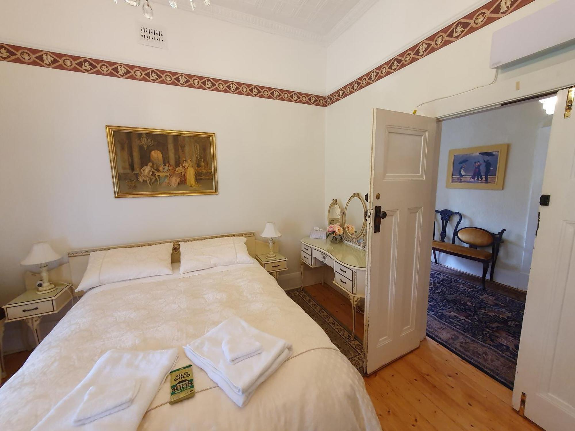 Grandhome Airport & Shops Homestay Melbourne