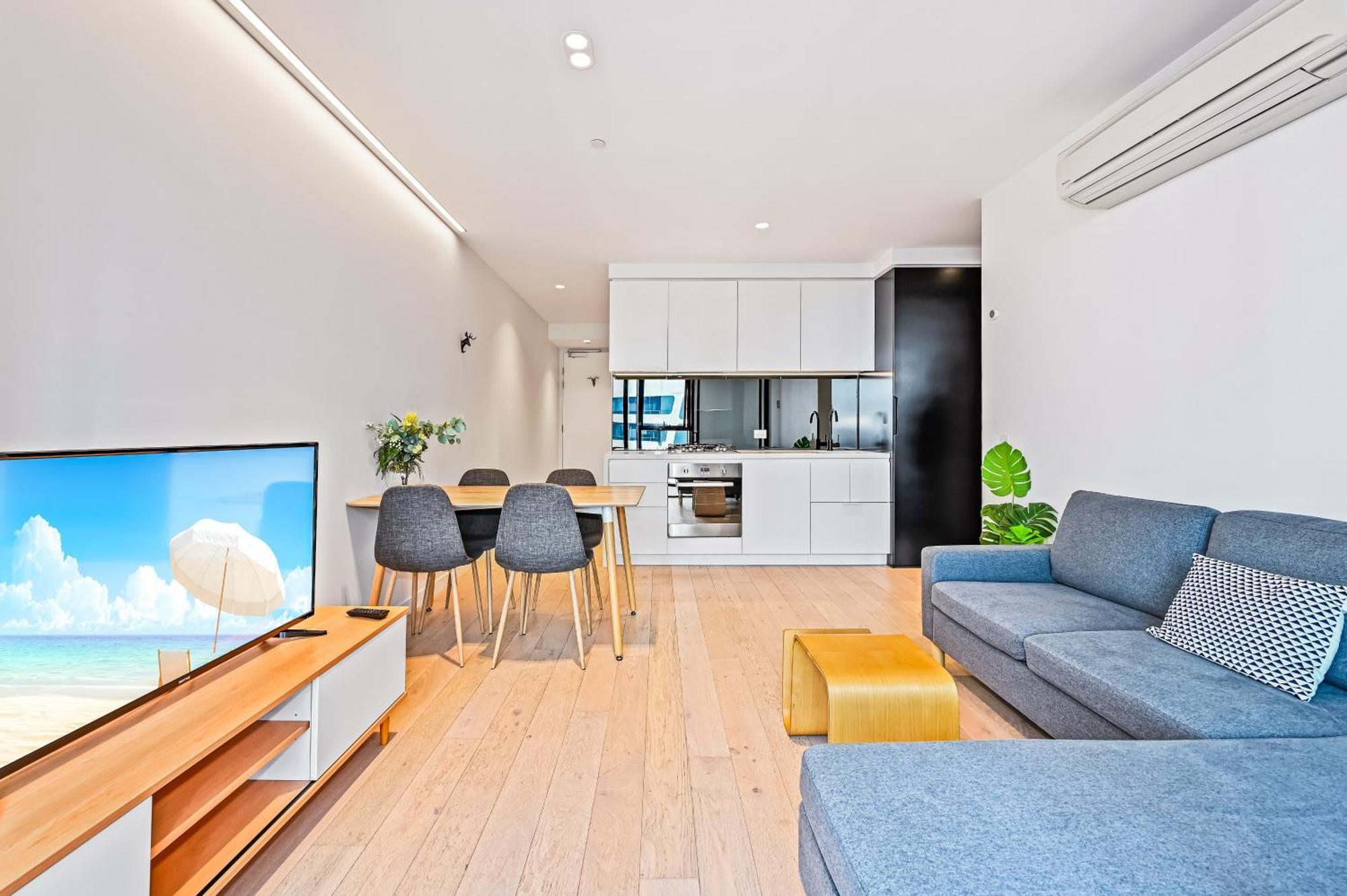 Light House Sky Sea View Central Cbd Apartment