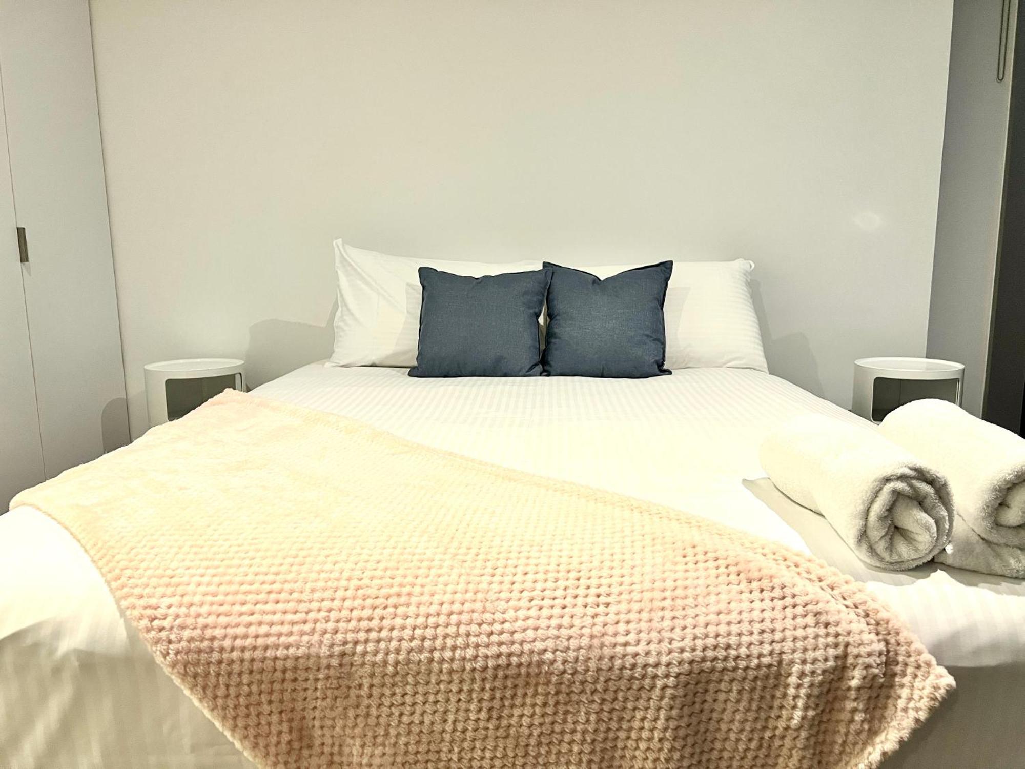 Readyset On Rose Lane Apartment
