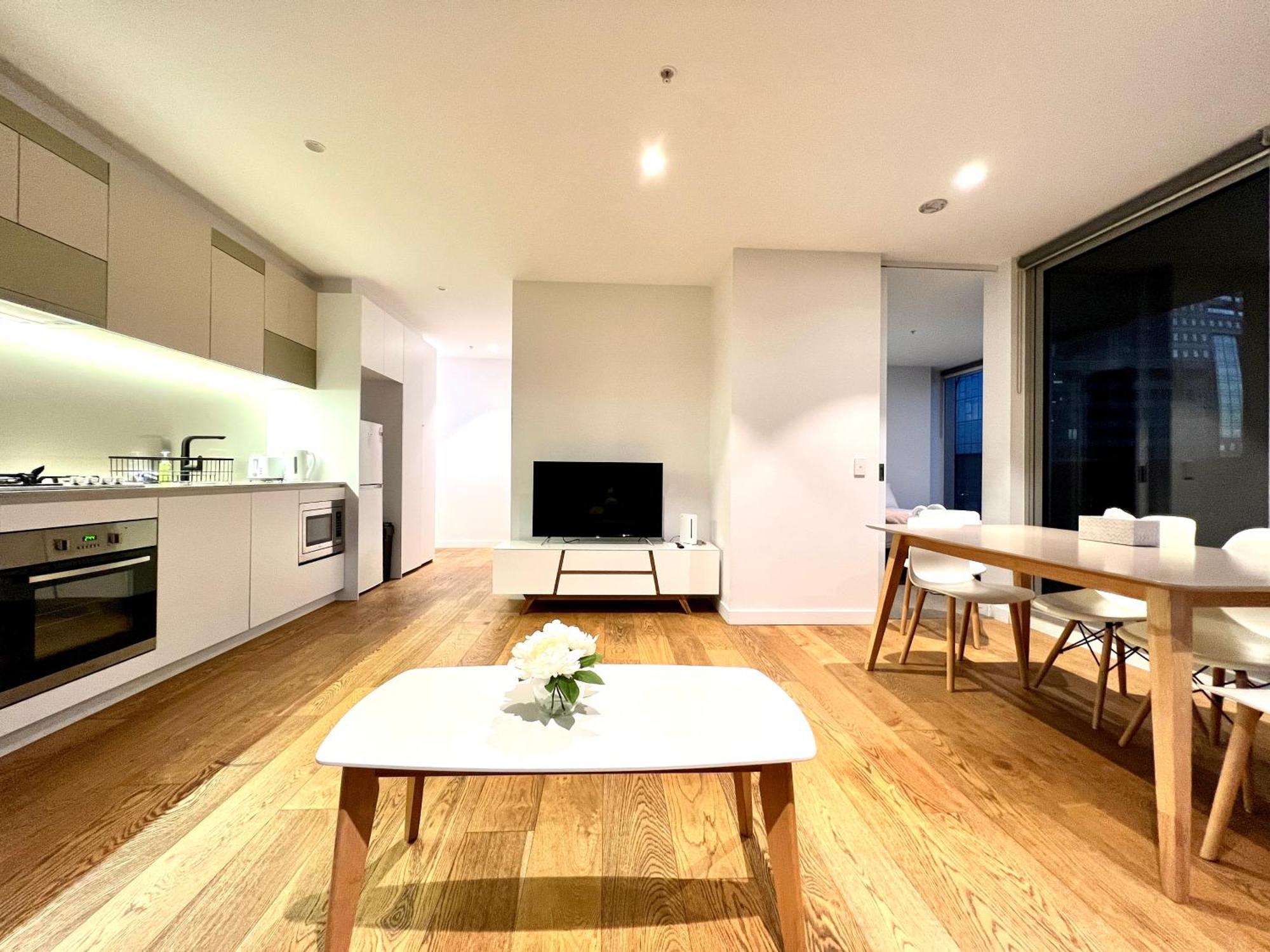 Readyset On Rose Lane Apartment *
