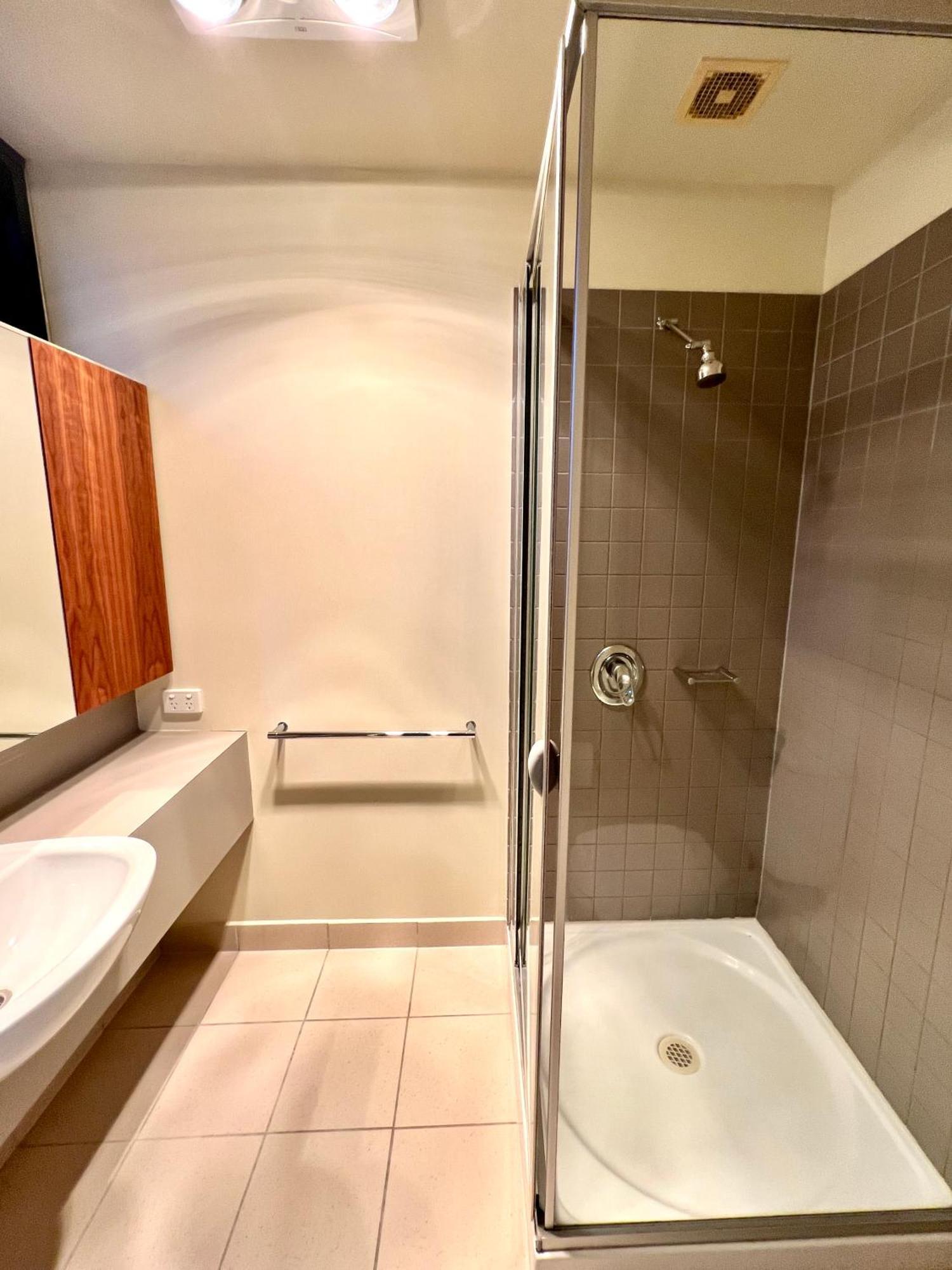 Apartment Readyset On Little Bourke Melbourne