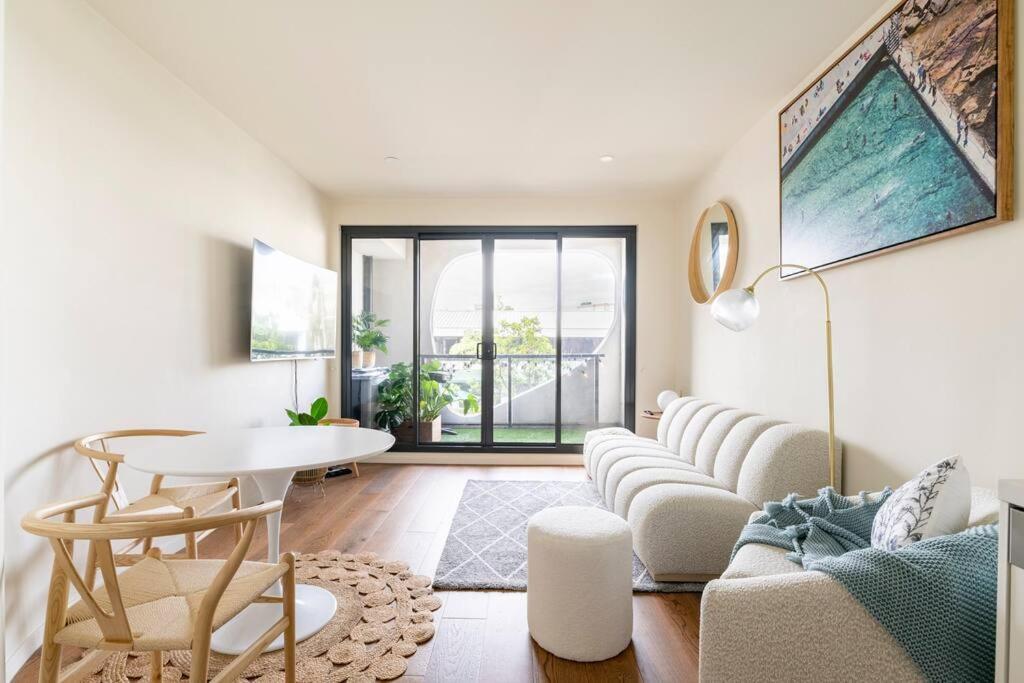 Beachside Flat With Free Parking Melbourne
