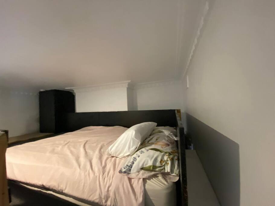 Carlton Loft Studios. Tiny House Movement. Apartment Melbourne