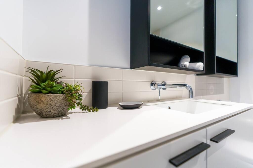 Apartment Modern 1 Bed Opposite Racecourse Melbourne