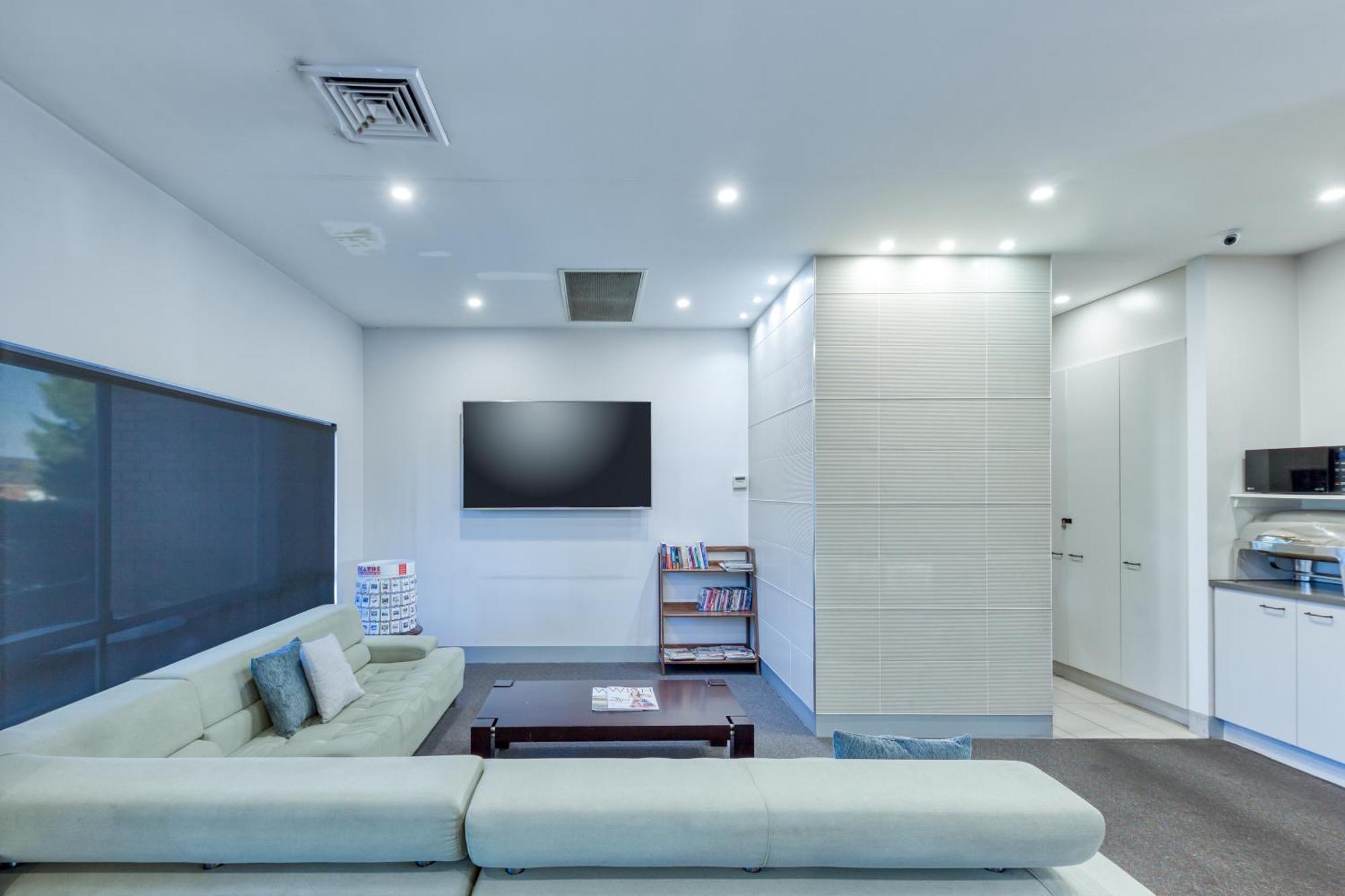 Motel Western Airport 4*
