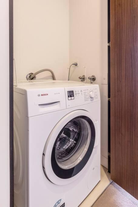 Perfect Position Apartment *