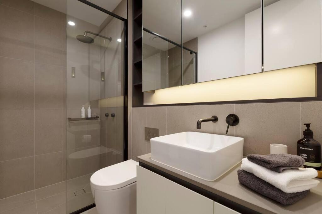 Lovely 2 Bedroom Unit In North - 03068 Apartment *