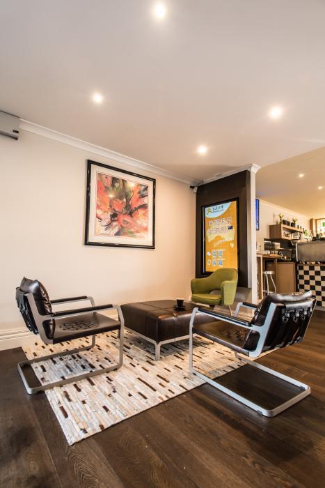 Orange Serviced Aparthotel